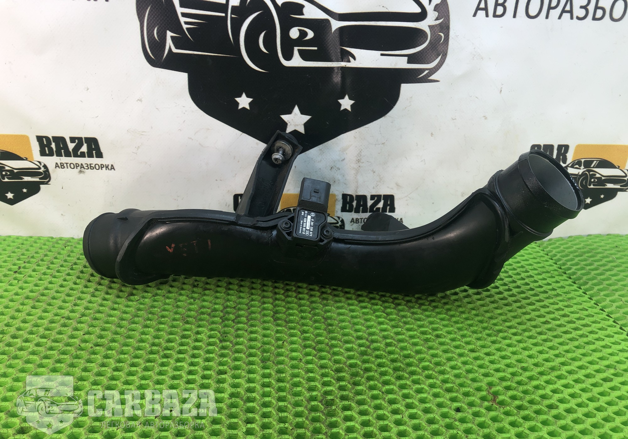 1K0145770AH Патрубок интеркулера