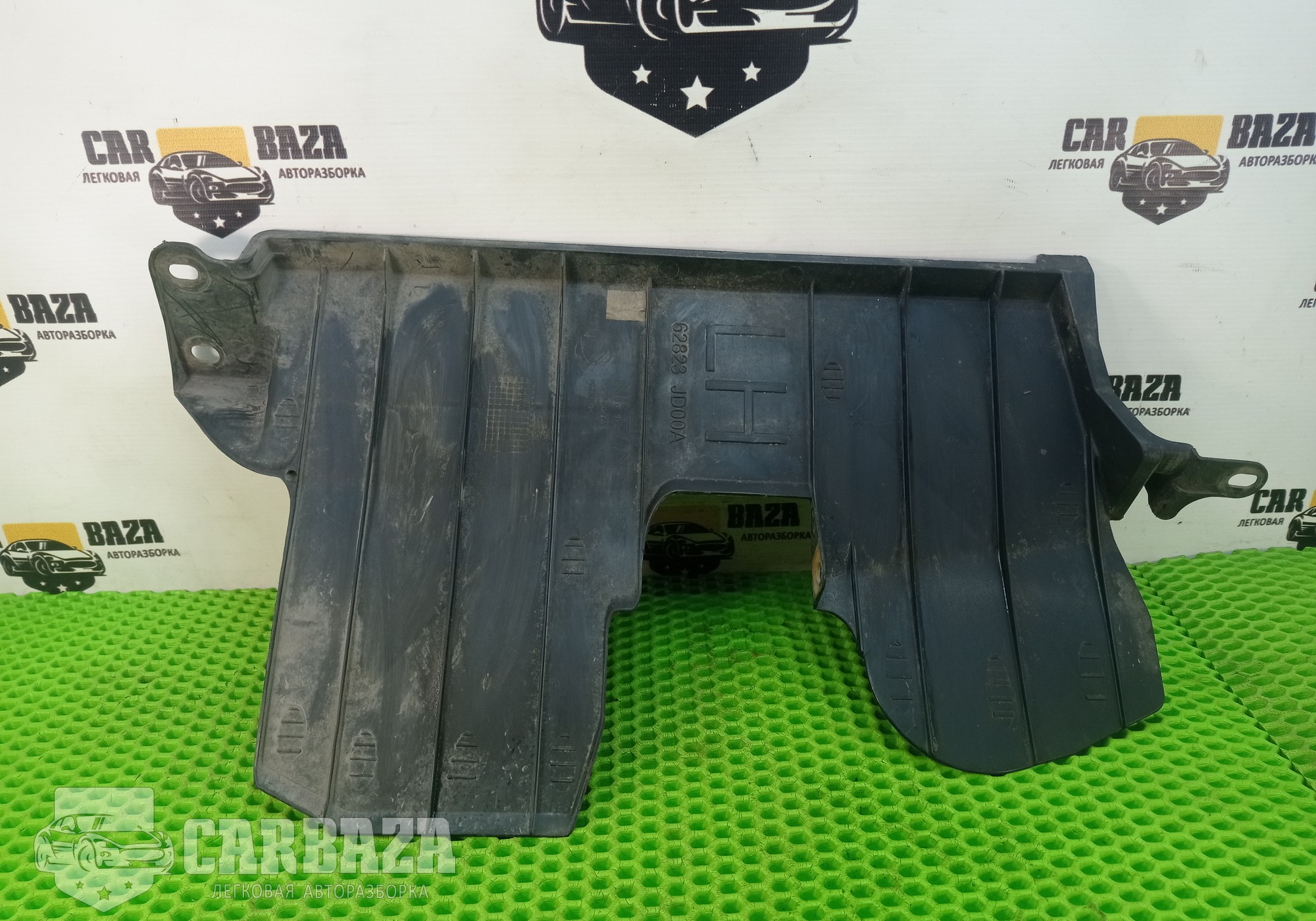62823JD00A Дефлектор (воздуховод) радиатора левый J10