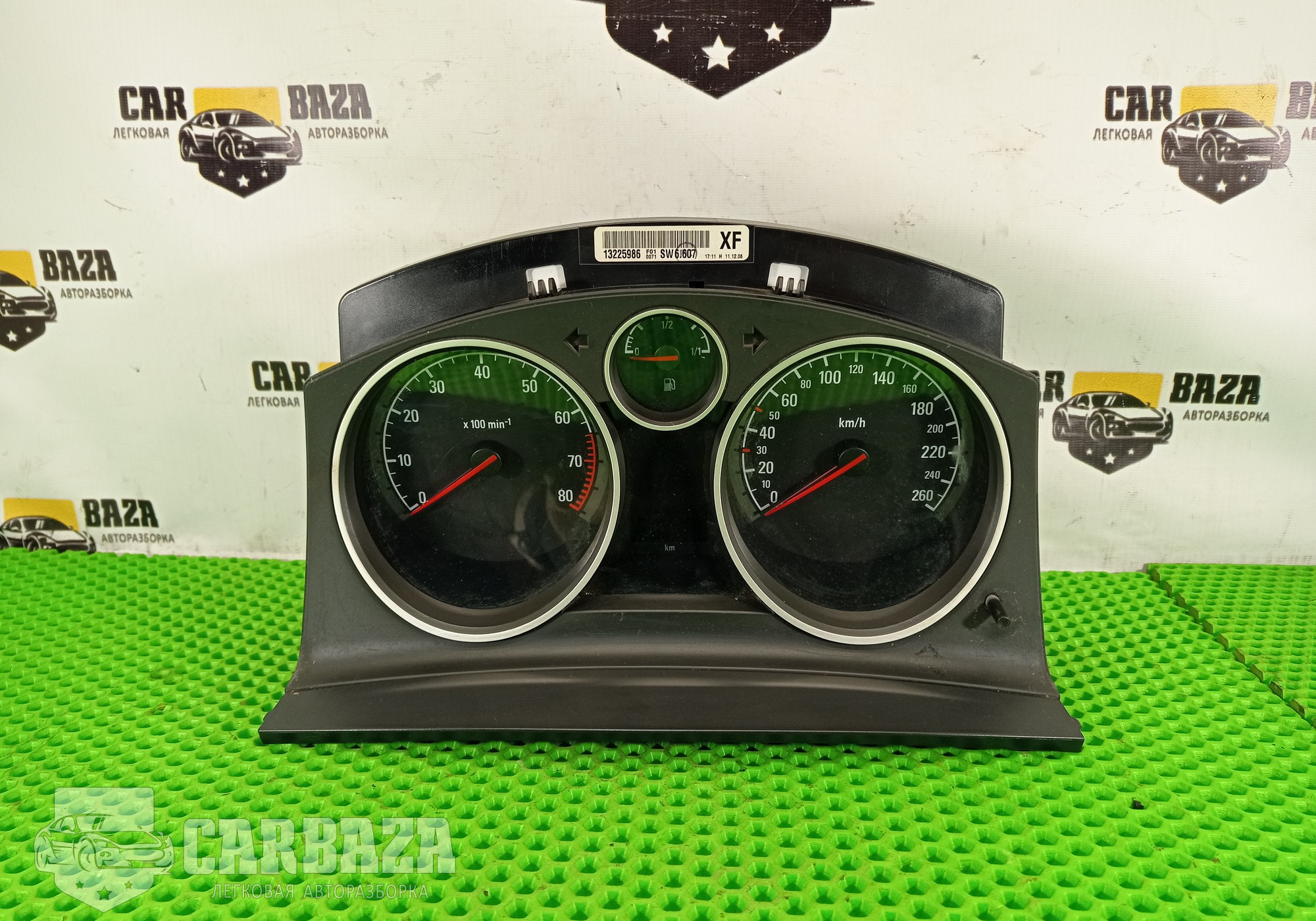 13225986 Панель приборов для Opel Zafira