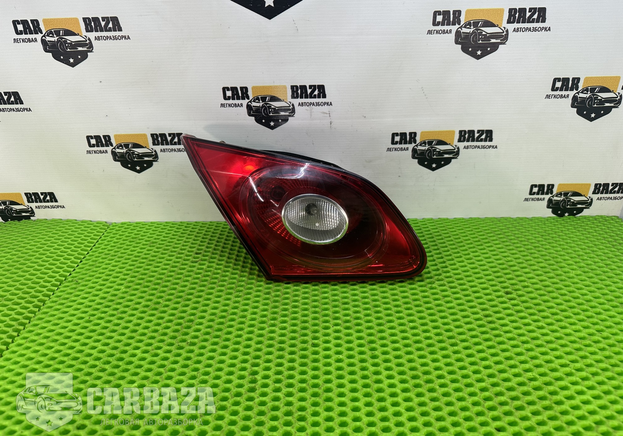 3C8945093D Фонарь задний левый внутренний для Volkswagen Passat CC