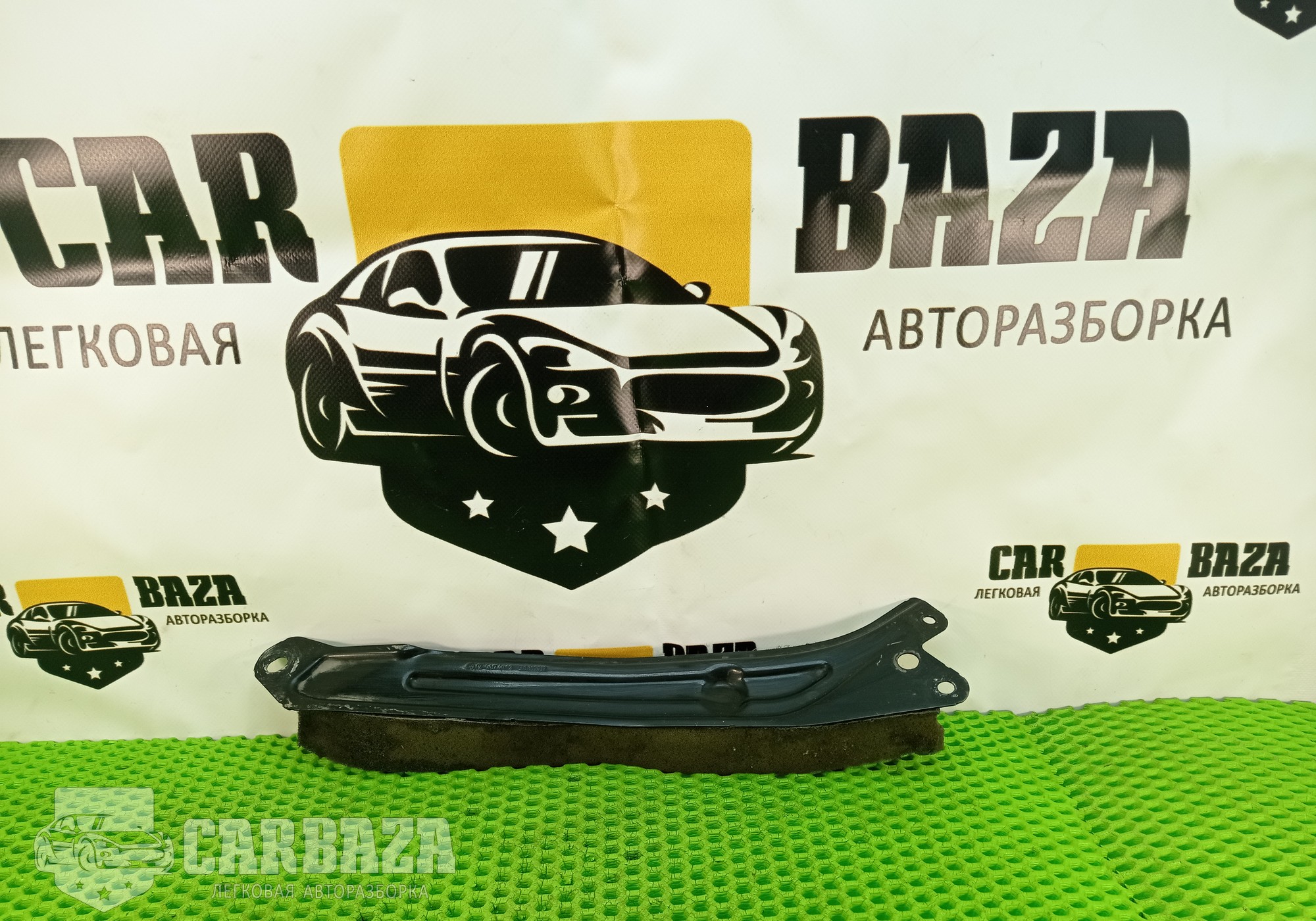 5L0805932 Кронштейн передней панели правый для Skoda Yeti (с 2009 по 2018)