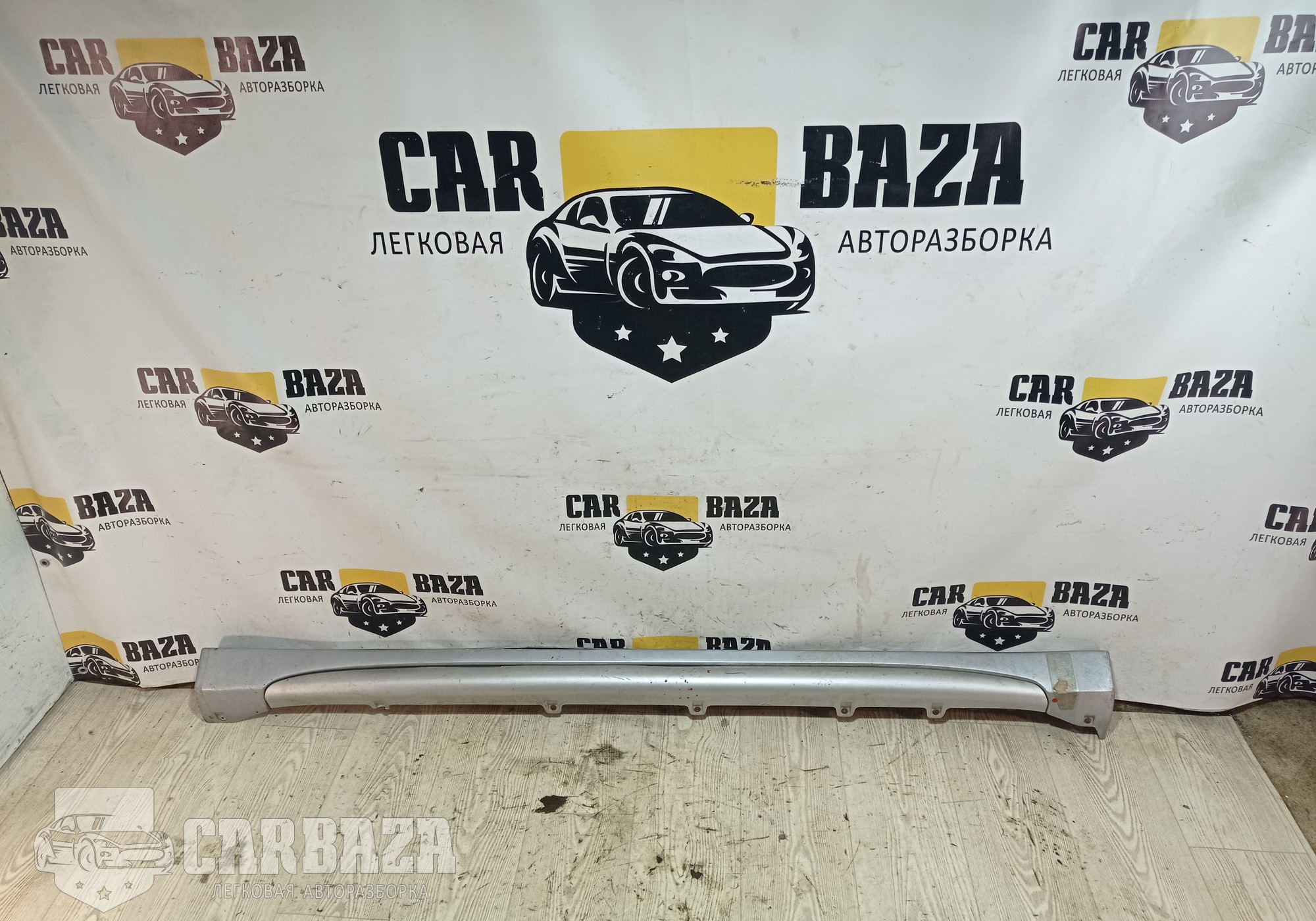 MN175065 Накладка на порог наружная левая для Mitsubishi Outlander I (с 2002 по 2008)