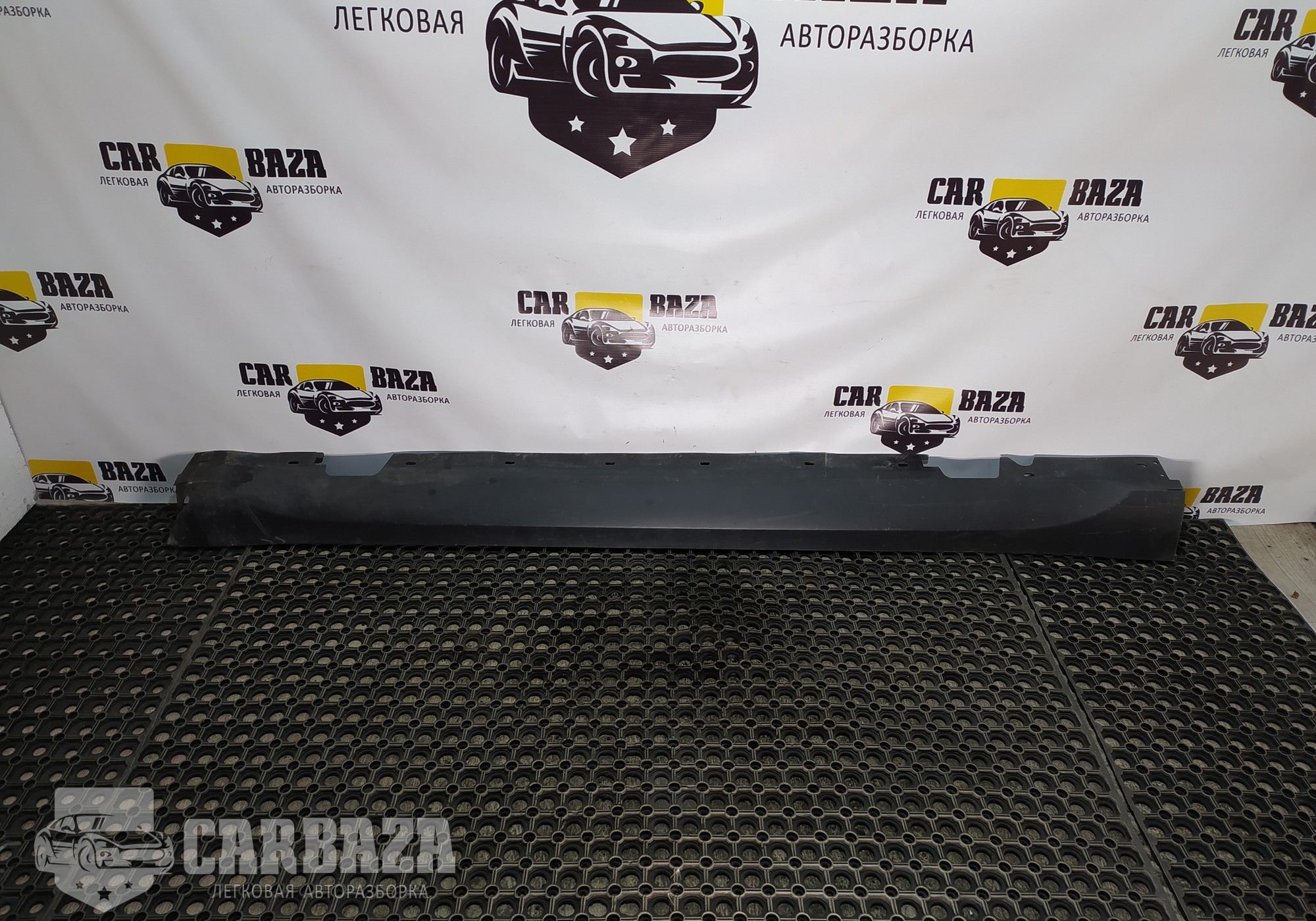 51122990170 Накладка на порог (наружная) правая R для BMW X1 E84 (с 2009 по 2015)