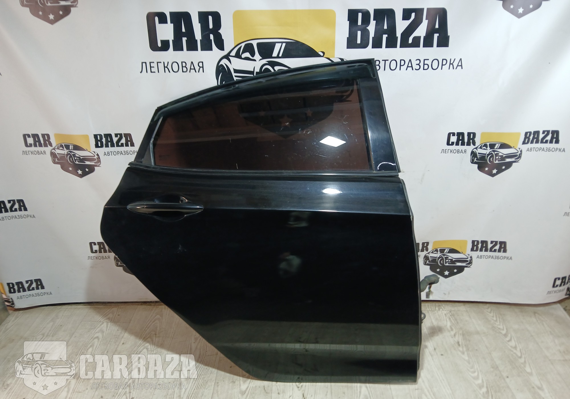 770044L000 Дверь задняя правая R для Hyundai Solaris I (с 2010 по 2017)
