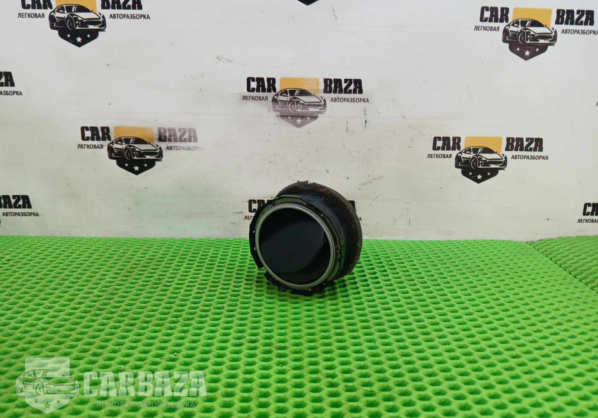 MN140559XA Дефлектор воздушный для Mitsubishi Colt VI (с 2002 по 2012)