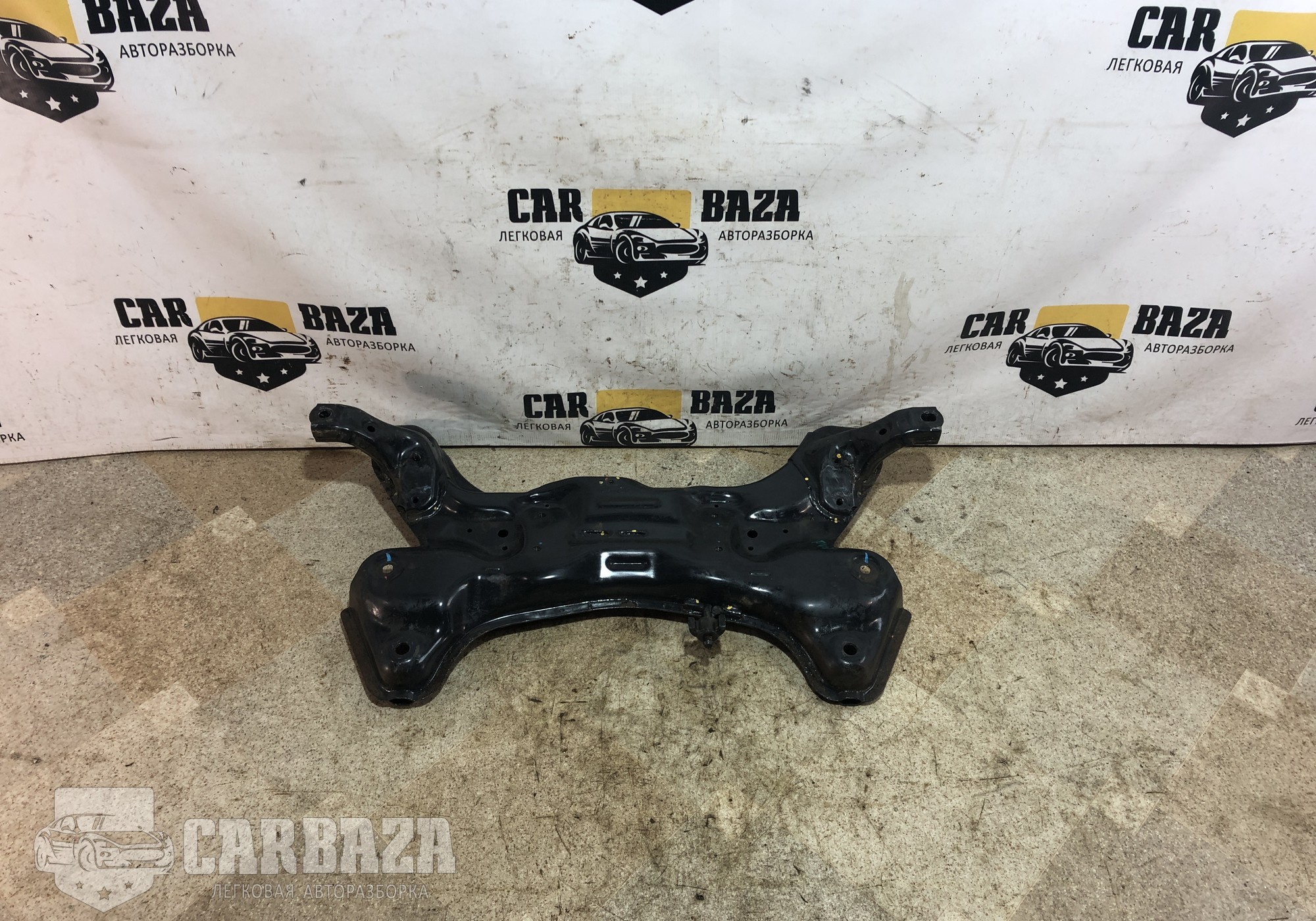 624014Y000 Подрамник передний