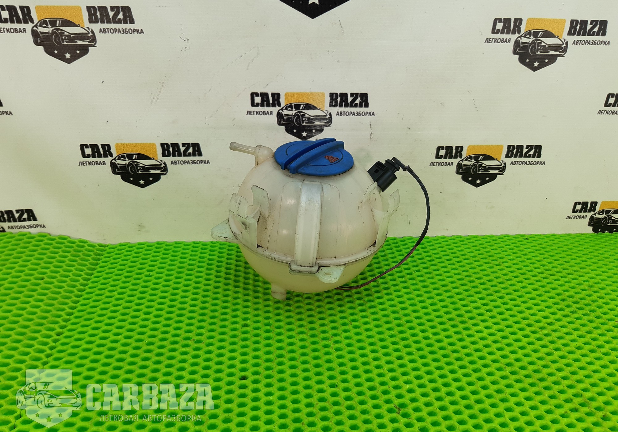 1K0121407A Бачок расширительный для Volkswagen Passat B6 (с 2005 по 2011)