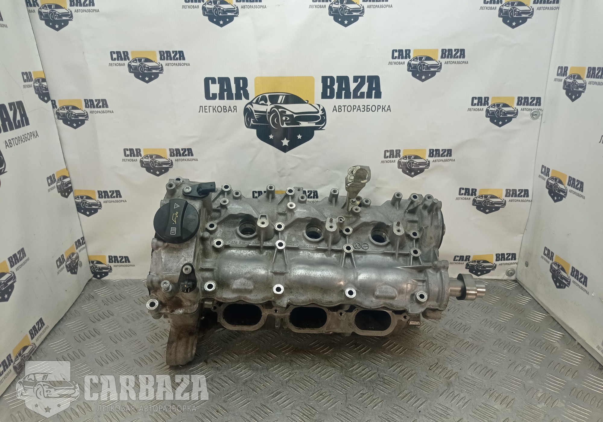 R2760162401 Головка блока цилиндров правая M276 3.5 бензин