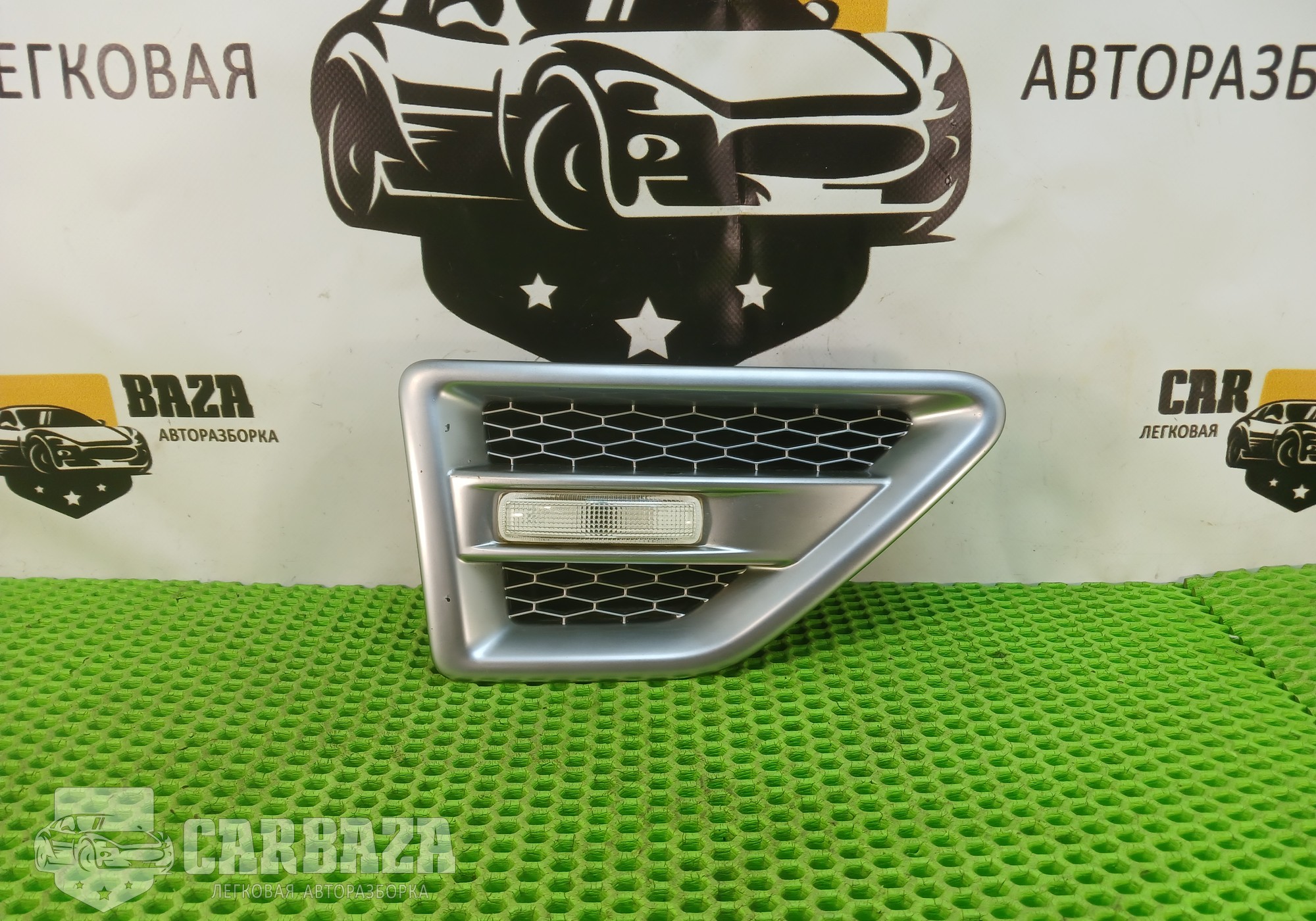 LR001658 Накладка крыла правая для Land Rover Freelander II (с 2006 по 2014)