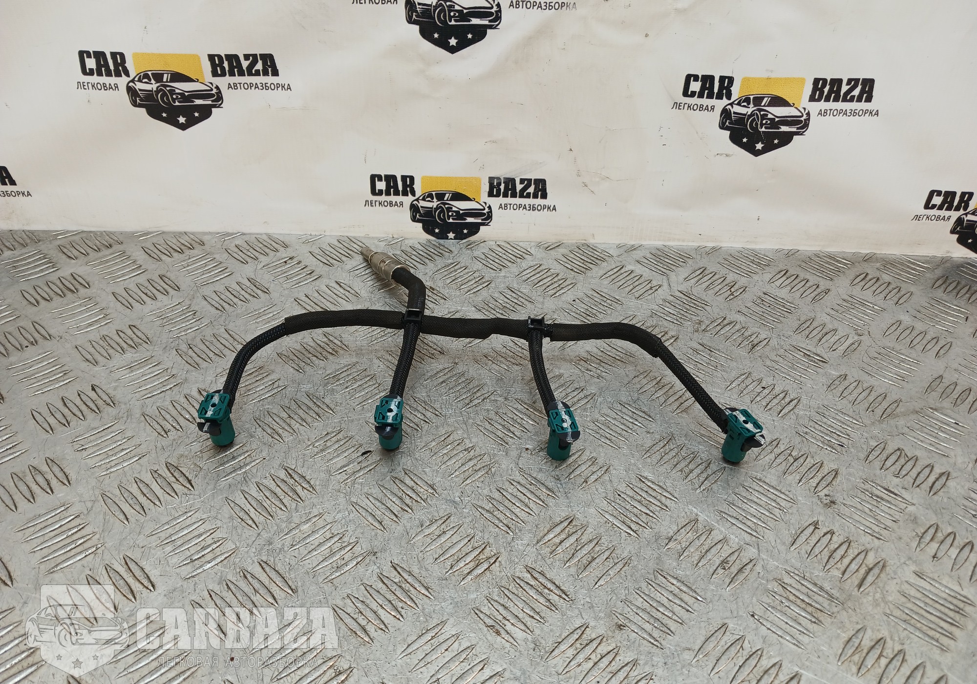 LR021915 Шланг обратки 2.2 л Дизель 224DT