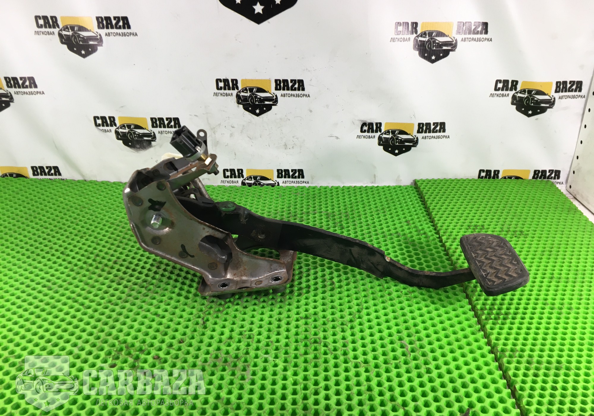 8951046010 Педаль тормоза для Toyota Yaris