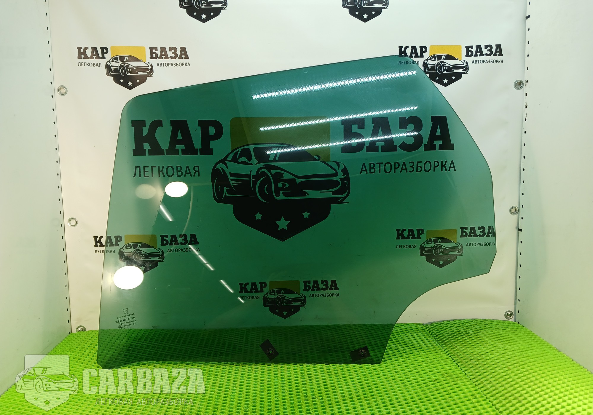 9203JK Стекло двери заднее левое для Peugeot 308 I (с 2007 по 2015)