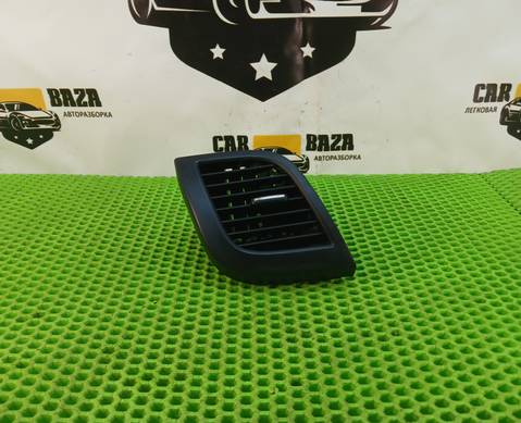 974604L000 Дефлектор воздушный левый для Hyundai Solaris I (с 2010 по 2017)