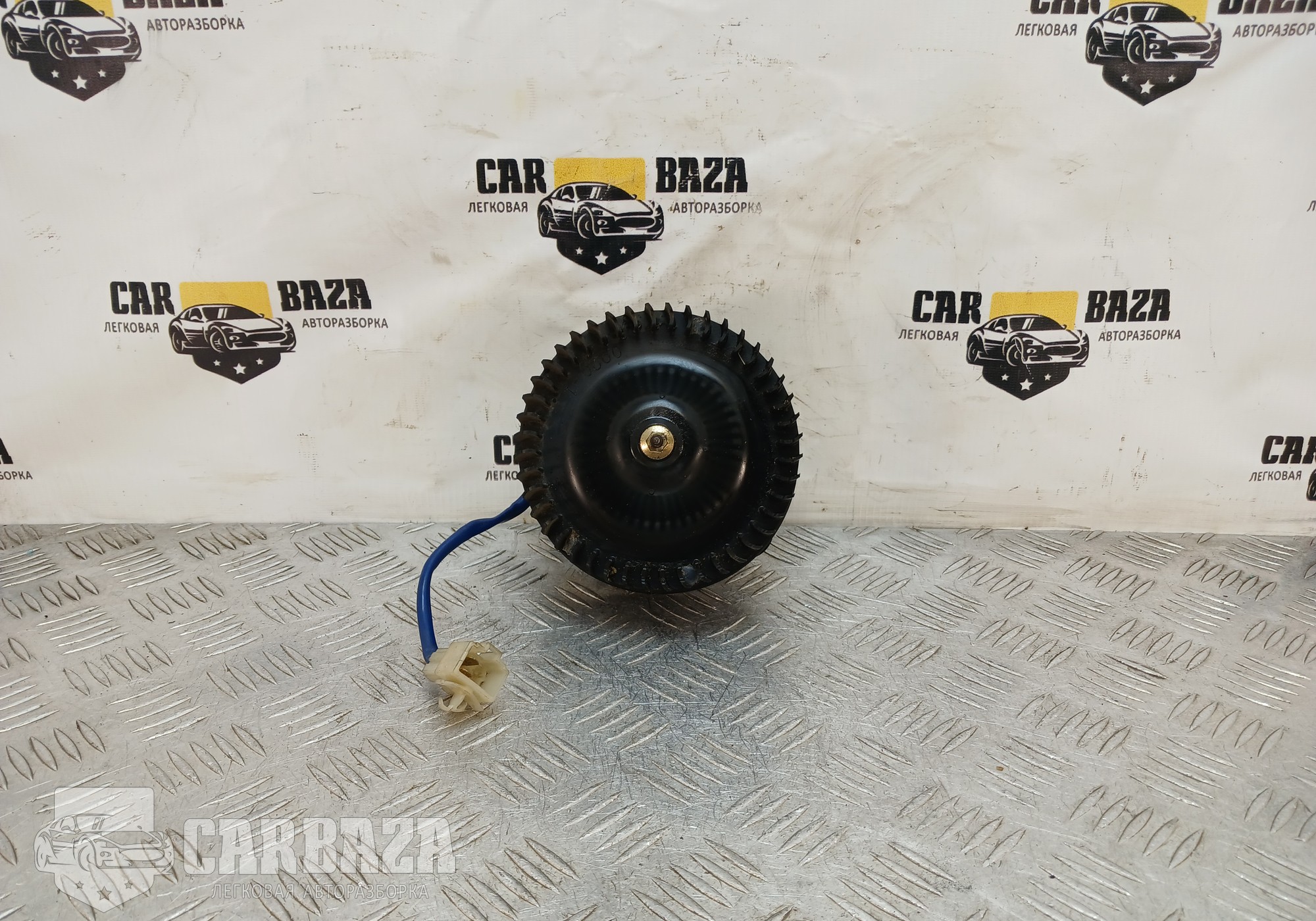 Вентилятор отопителя для Toyota Hiace H100 (с 1989 по 2004)