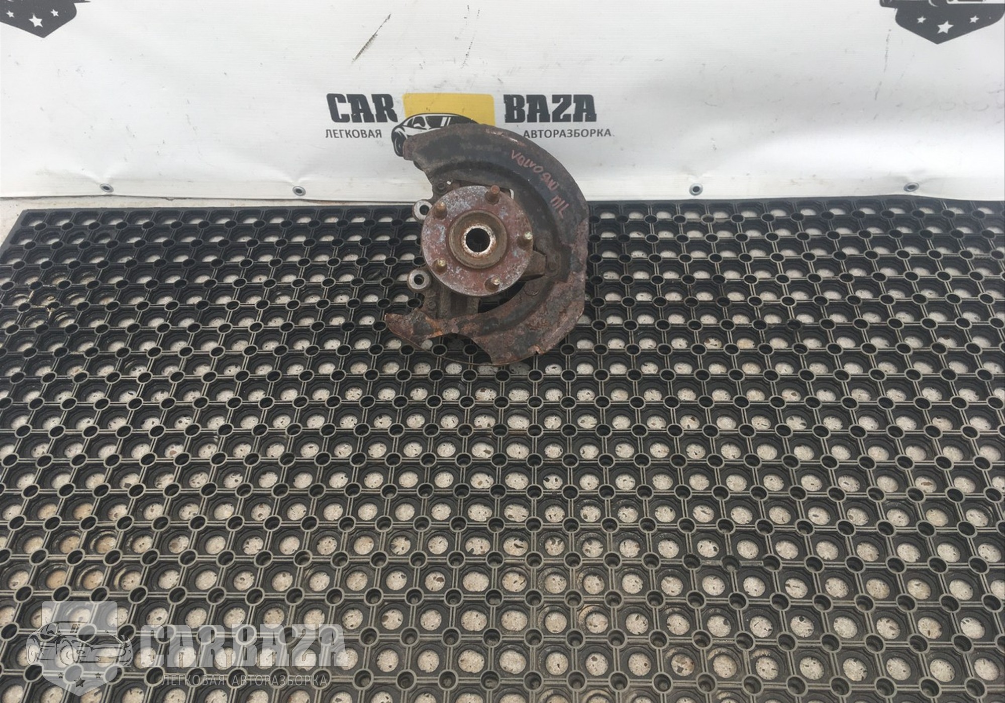 3M513K171BG Кулак передний левый для Ford Focus