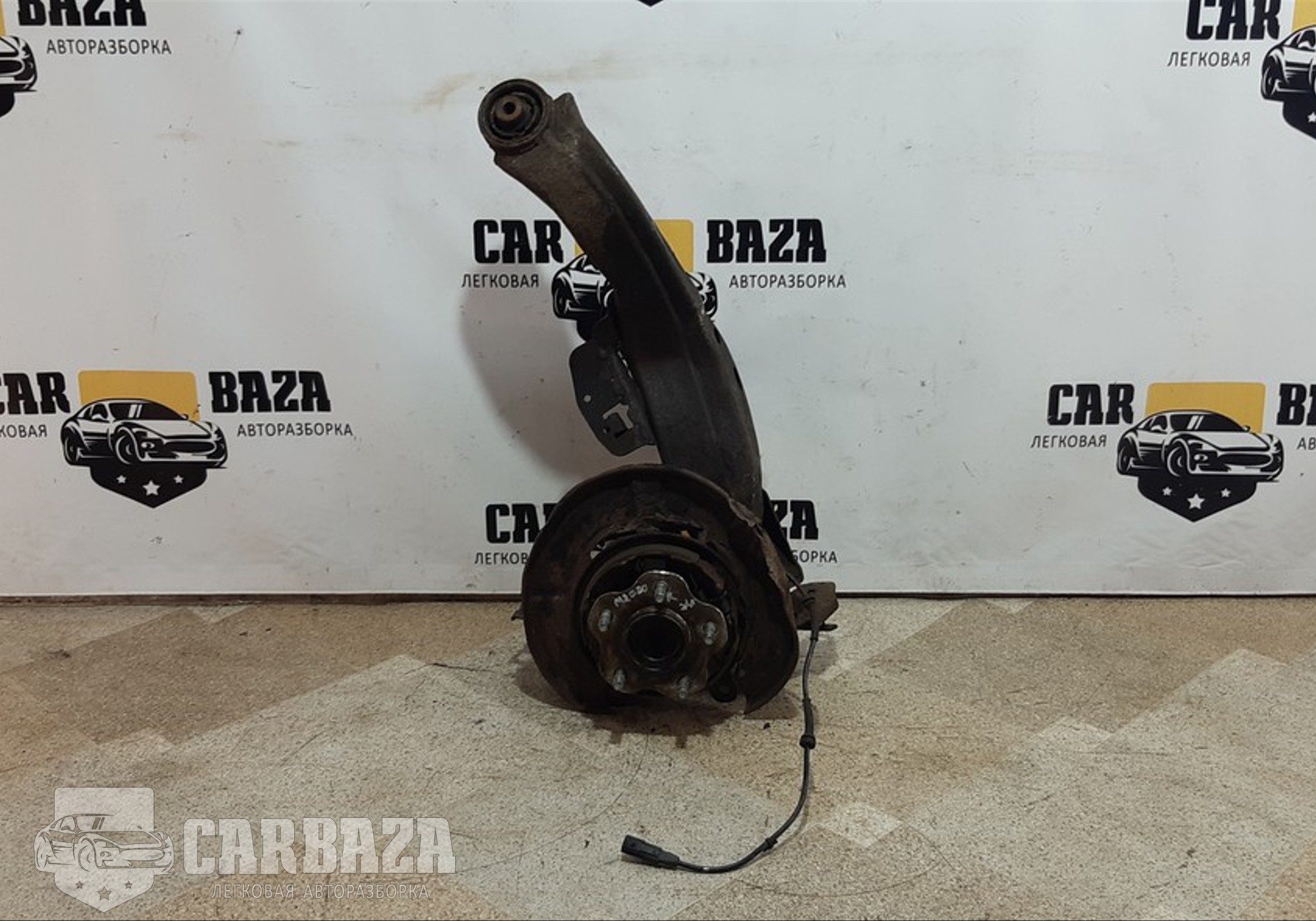 55501JD00A Рычаг продольный задний правый