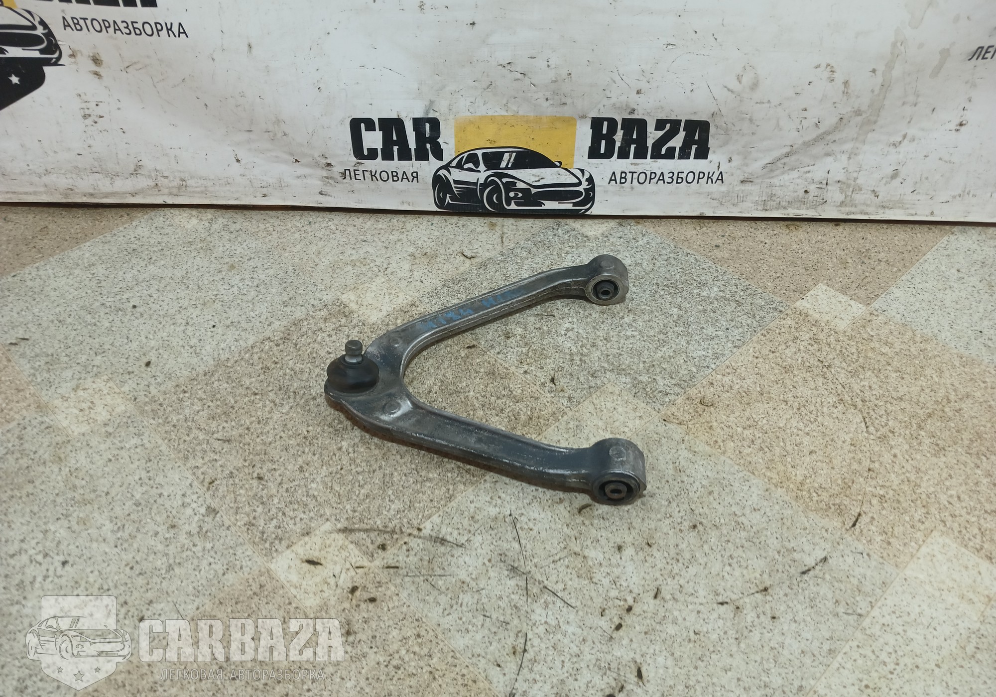 545251CA0A Рычаг передний верхний левый