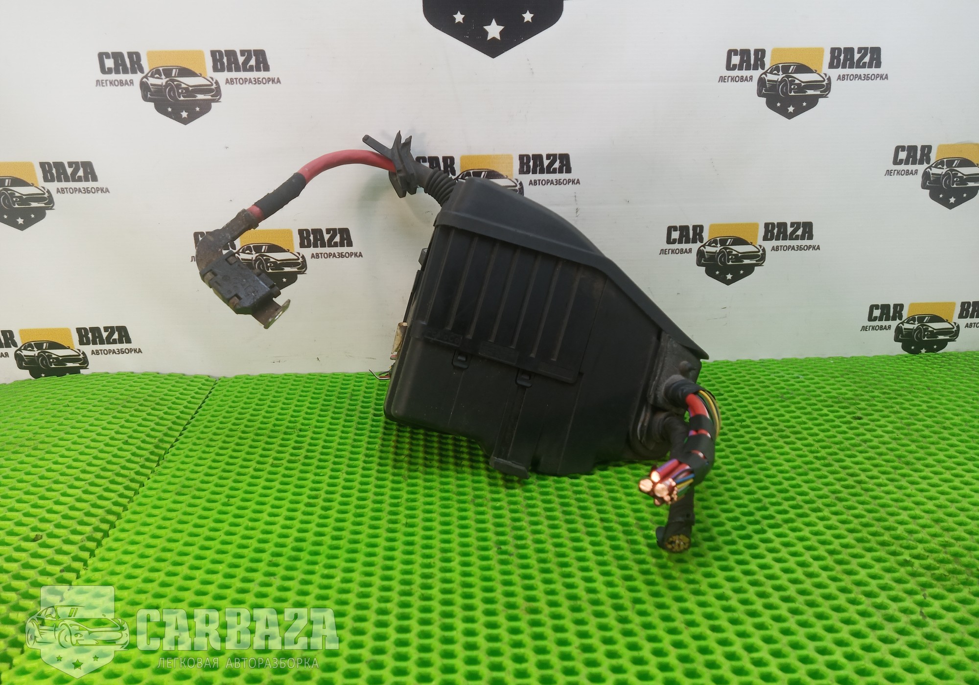 6G9T14A067CA Блок предохранителей для Volvo V60