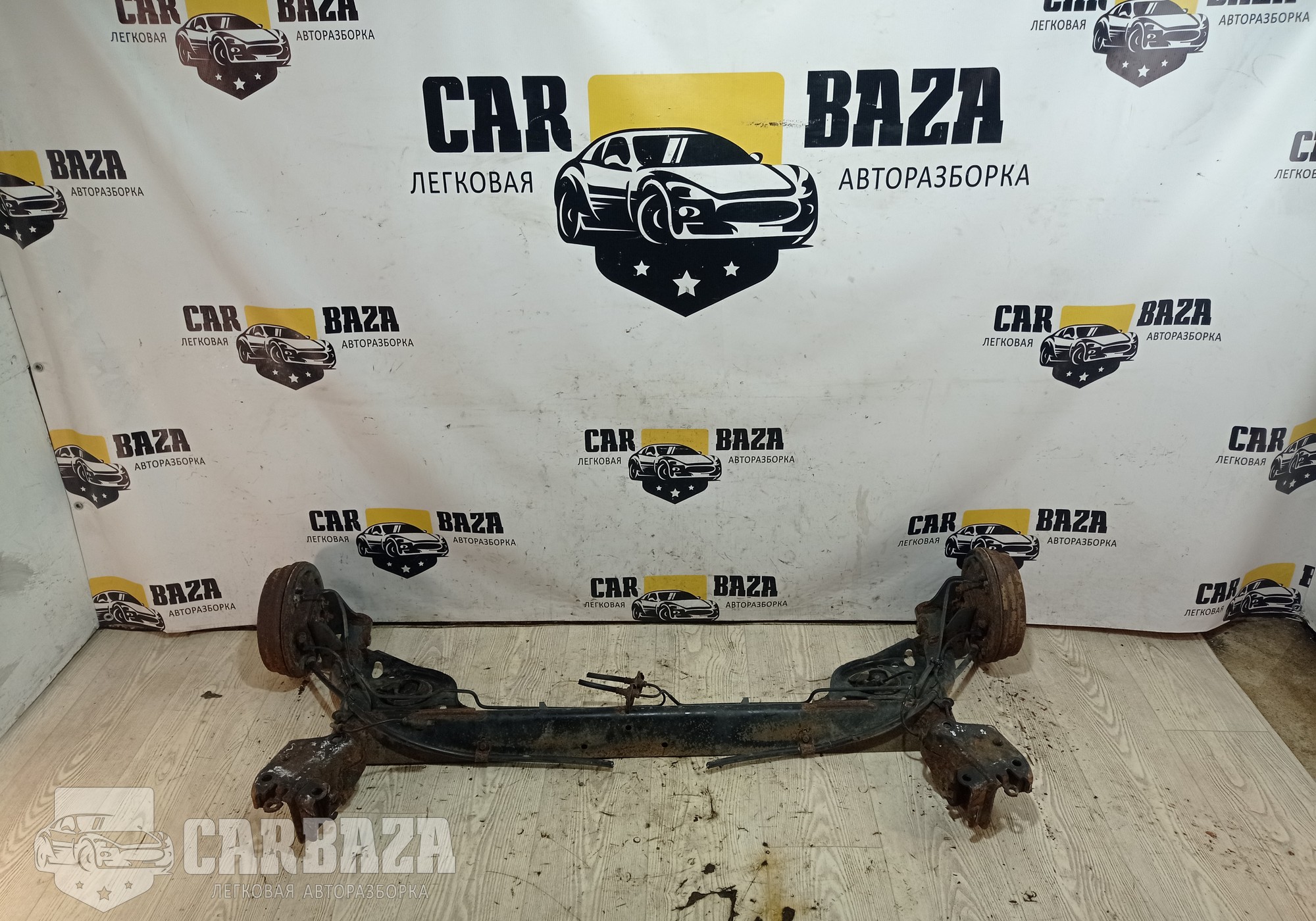 55501BC64B Балка задняя E11 для Nissan Note