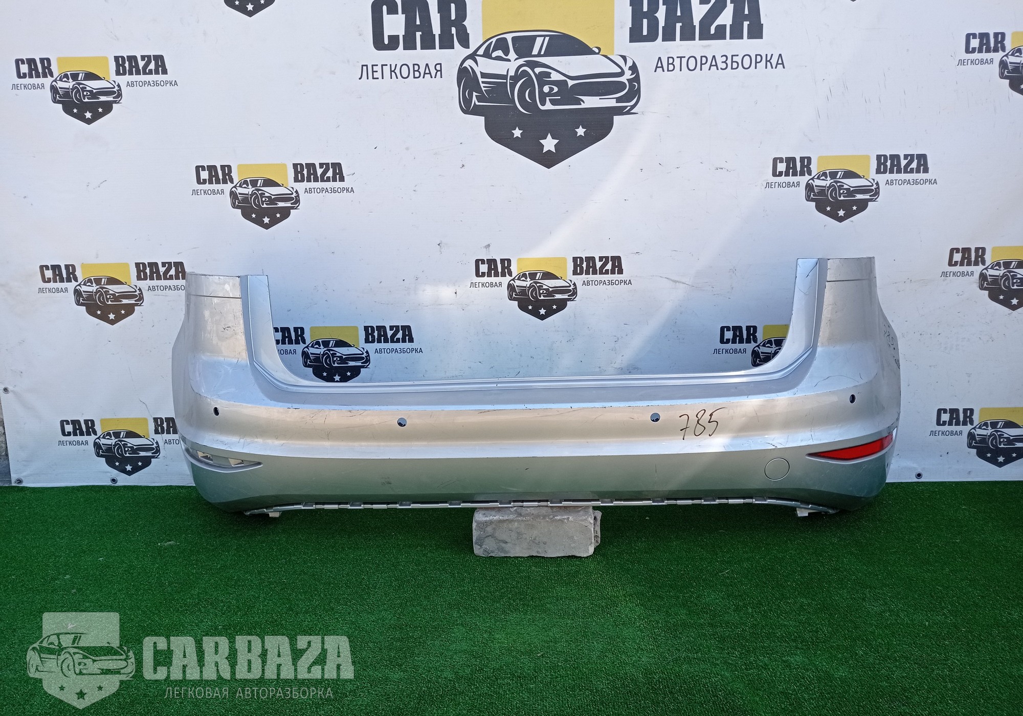 510807421F Бампер задний МИНИВЭН для Volkswagen Golf Sportsvan (с 2014)