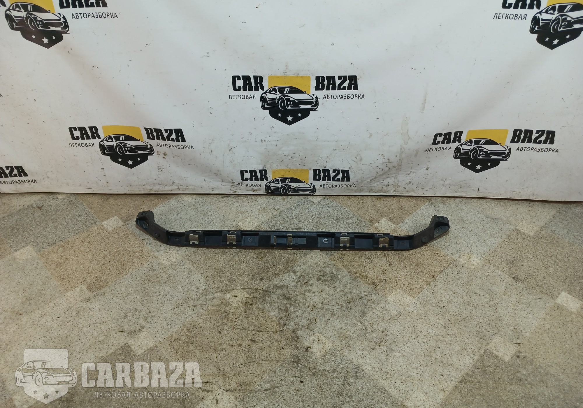 3C8807863C Направляющая заднего бампера для Volkswagen Passat CC (с 2008 по 2017)