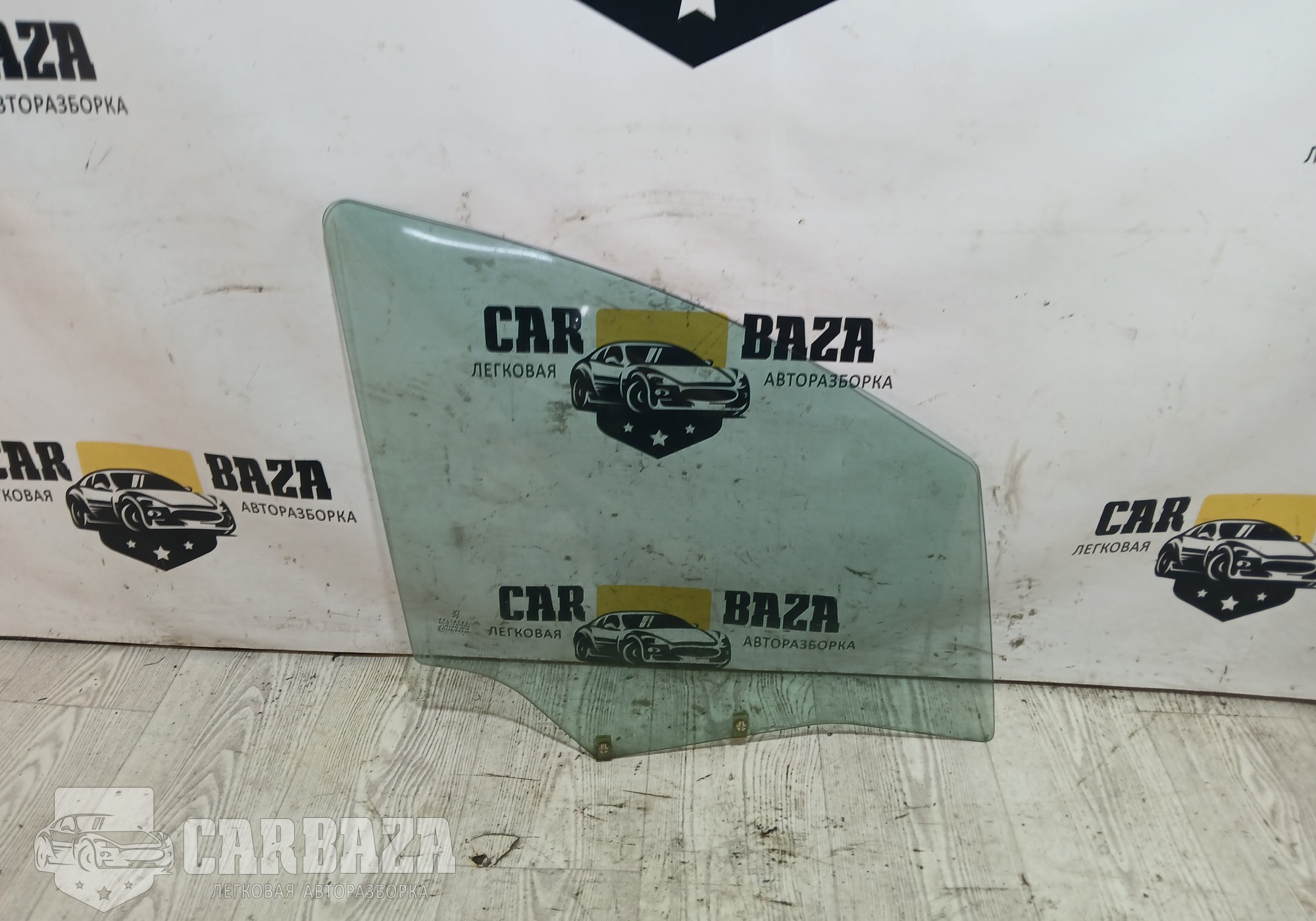 9202E6 Стекло двери переднее правое для Peugeot 307 (с 2000)