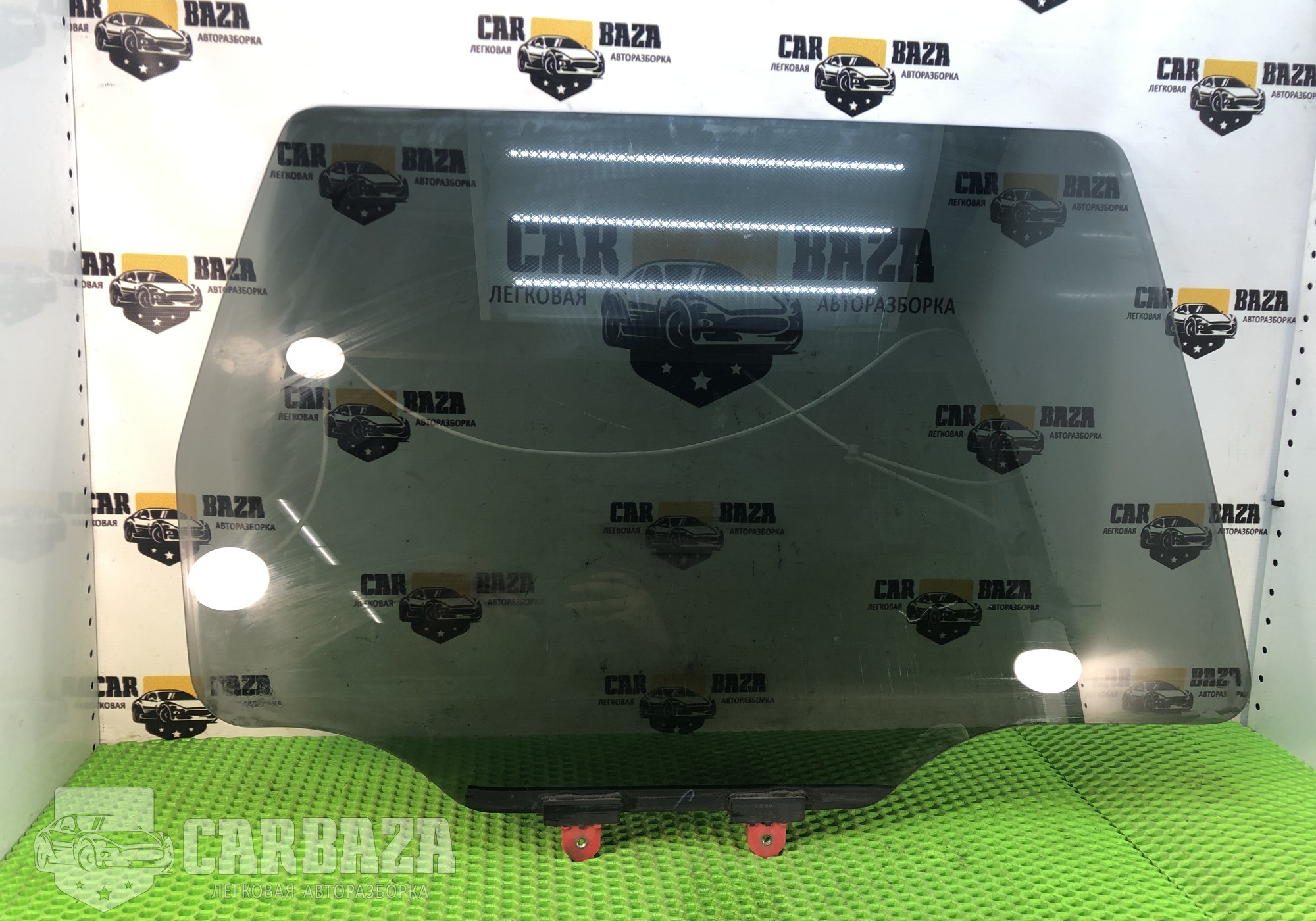 MR487180 Стекло двери задней правой для Mitsubishi Outlander I (с 2002 по 2008)