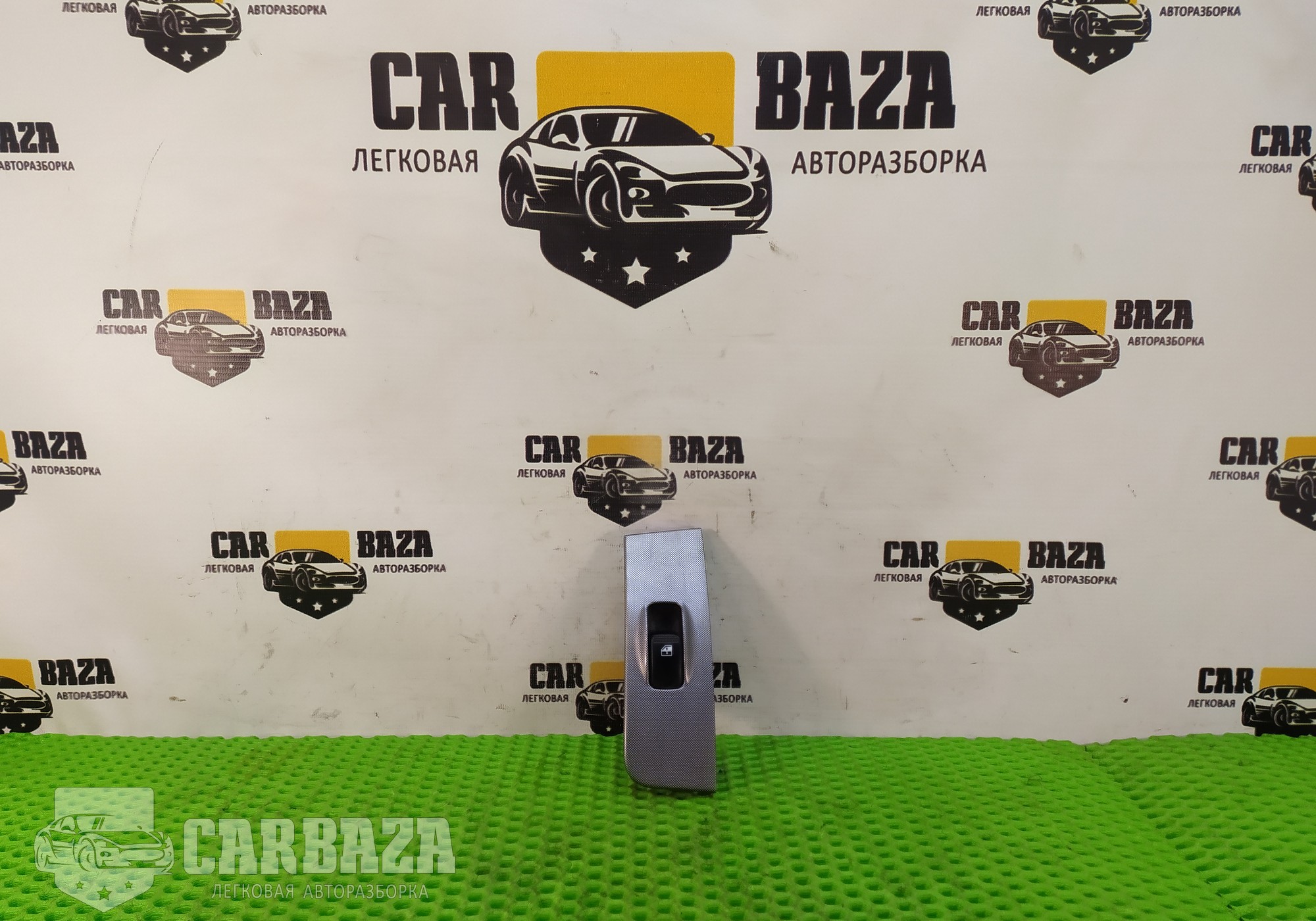 9358017510 Кнопка стеклоподъемника задняя правая для Hyundai Matrix (с 2001 по 2010)
