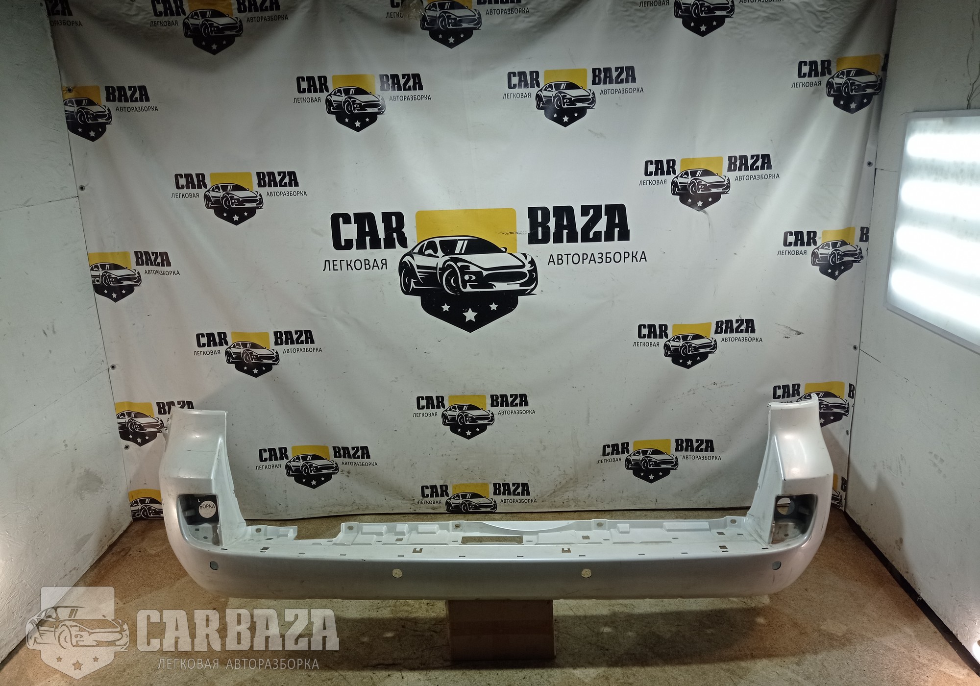5215960989 Бампер задний для Toyota Land Cruiser 200 (с 2007)