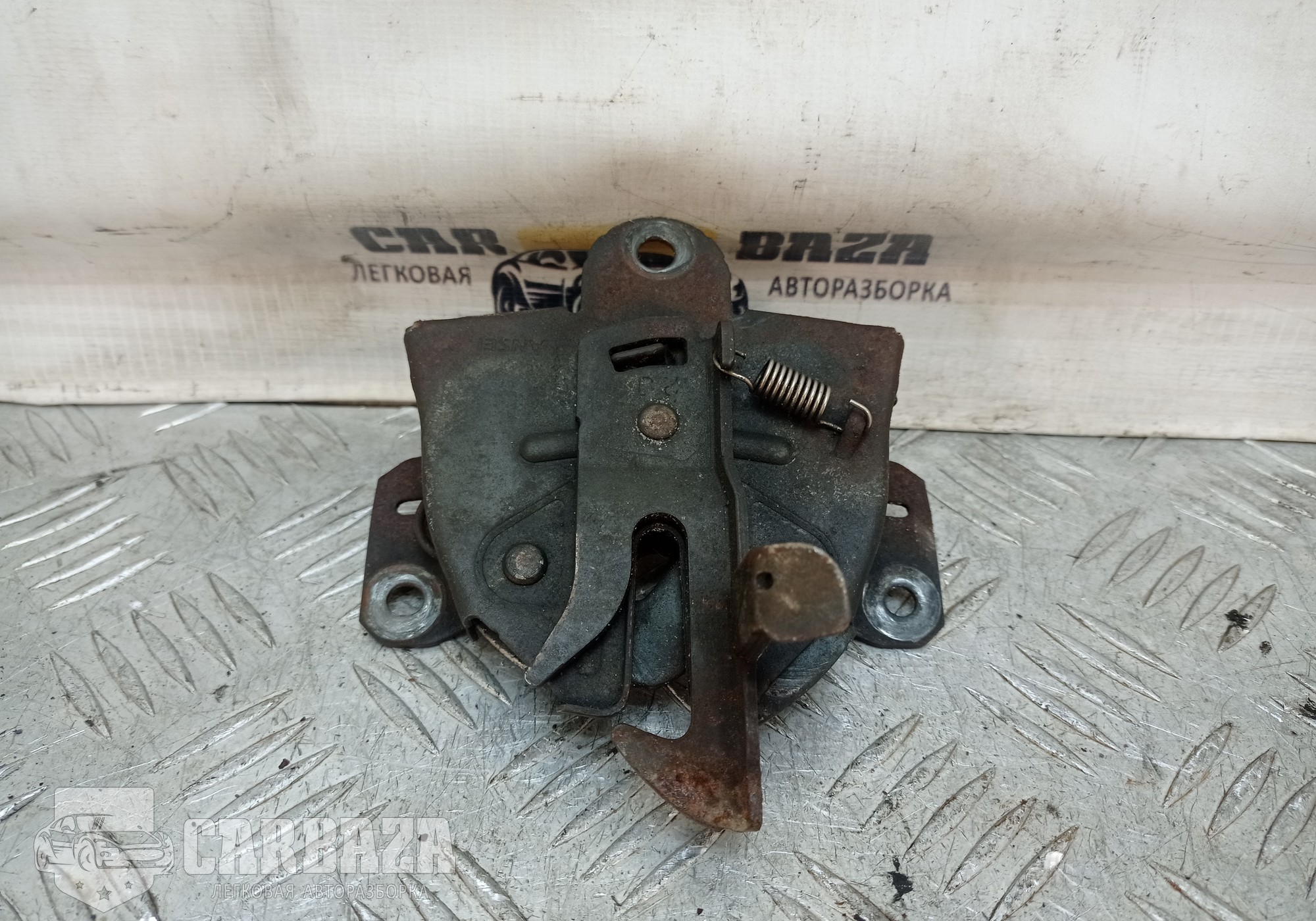 MR970984 Замок капота для Mitsubishi Outlander I (с 2002 по 2008)