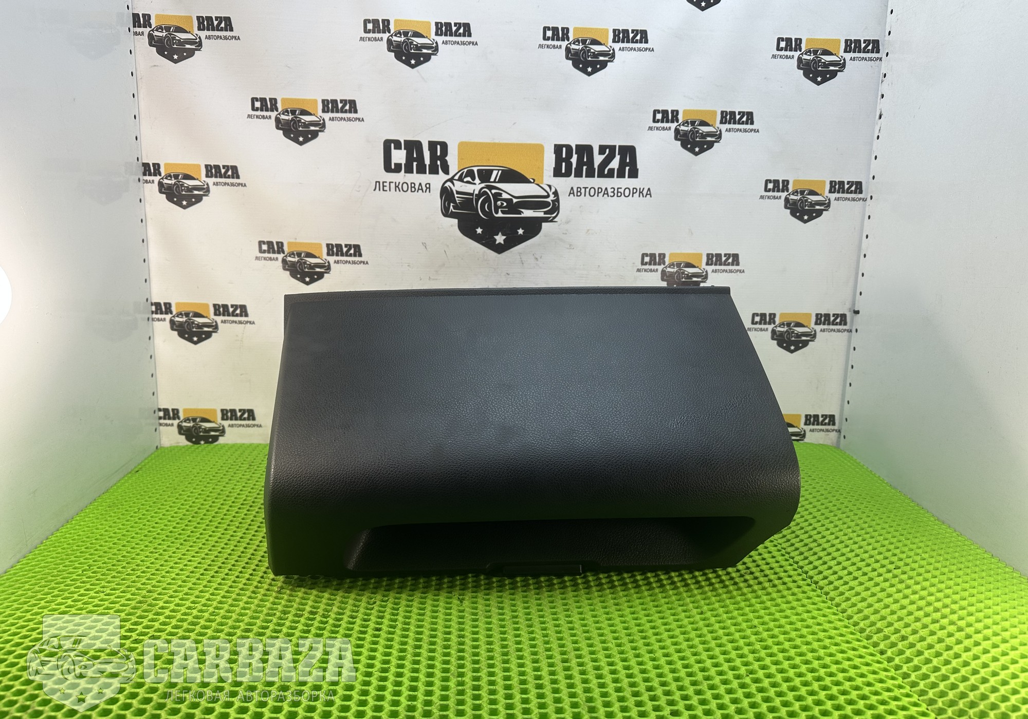 685209U100 Бардачок E11 для Nissan Note I (с 2006 по 2013)