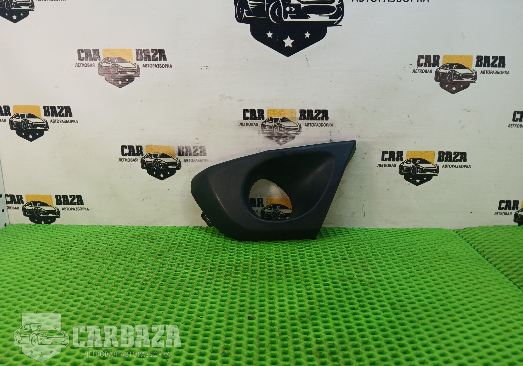 263319263R Накладка противотуманки правая Рест. для Renault Duster I (с 2010 по 2021)