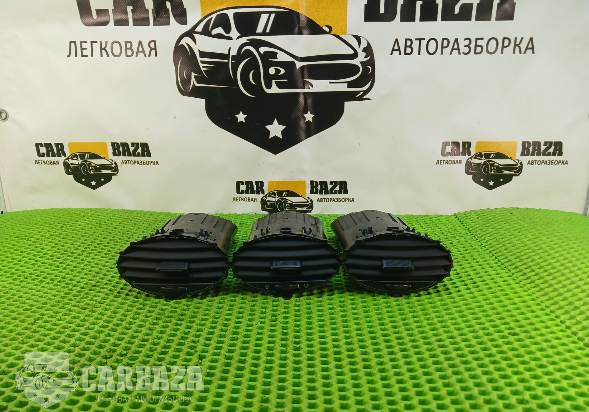 4M51A014L21 Дефлектор воздушный торпедо для Ford Focus II (с 2004 по 2011)