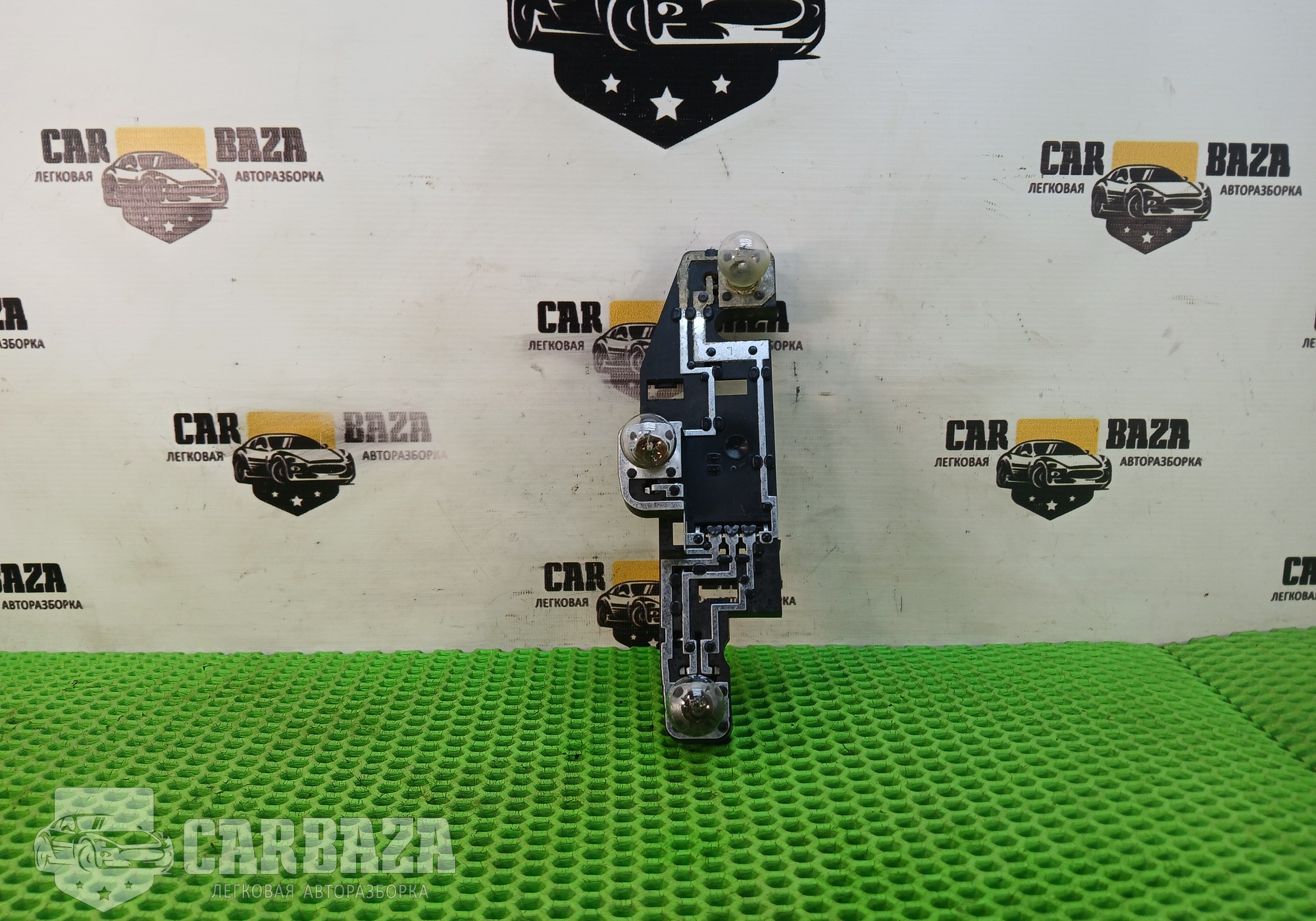 6001548138 Плата фонаря задняя левая для Renault Logan I (с 2004 по 2015)