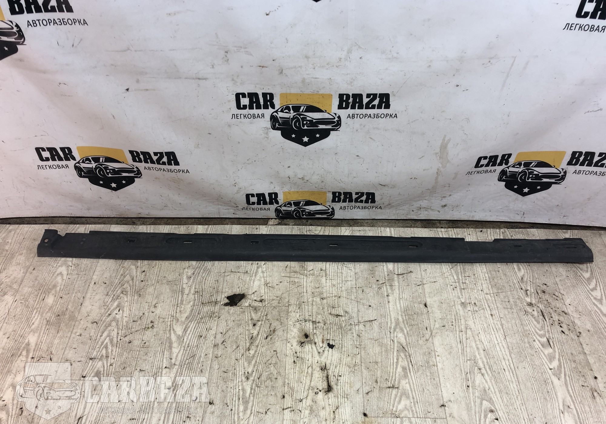 5M5110154AB Накладка порога наружная правая для Ford Focus II (с 2004 по 2011)
