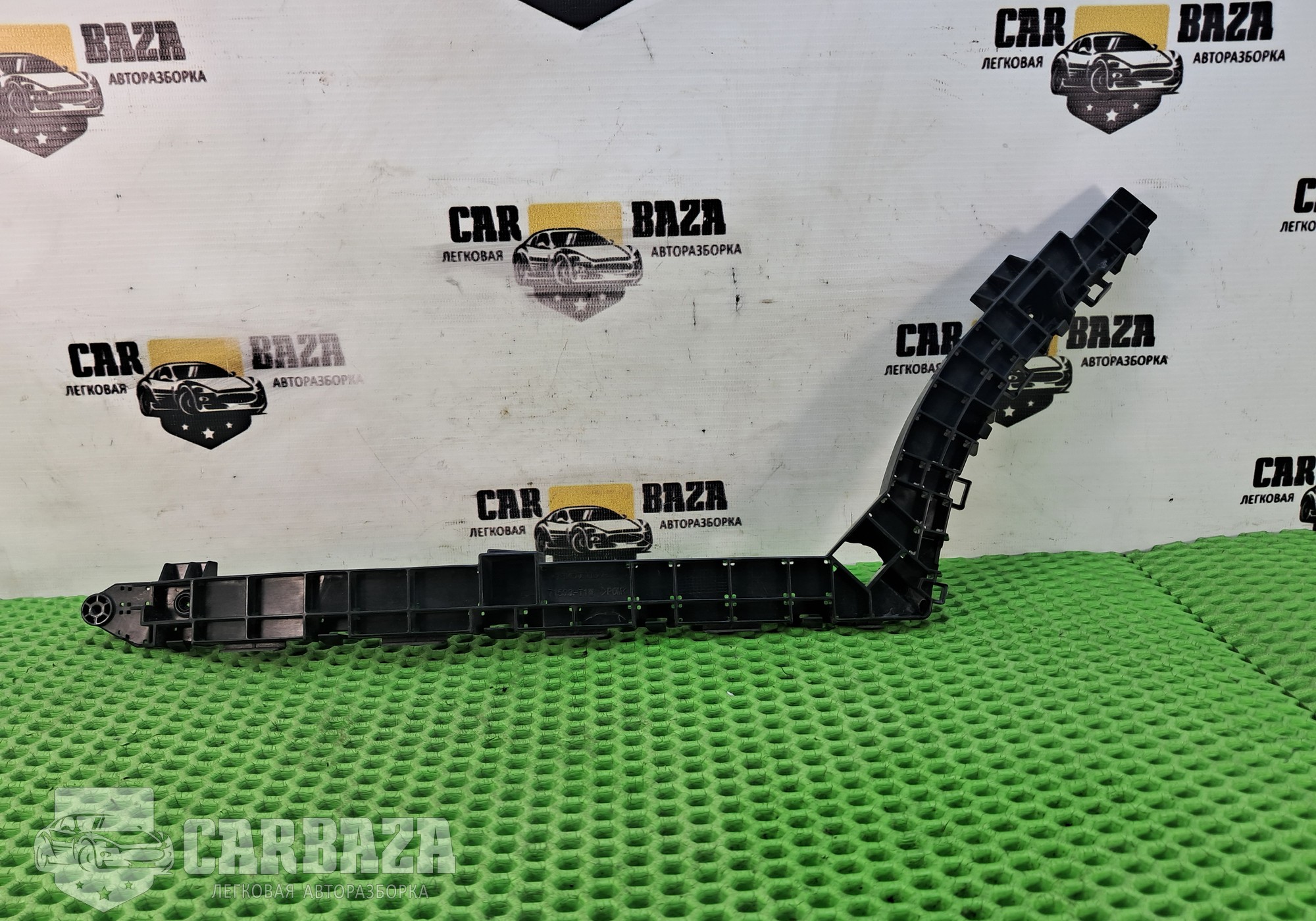 71593T1W Кронштейн заднего бампера левый для Honda CR-V IV (с 2011 по 2018)