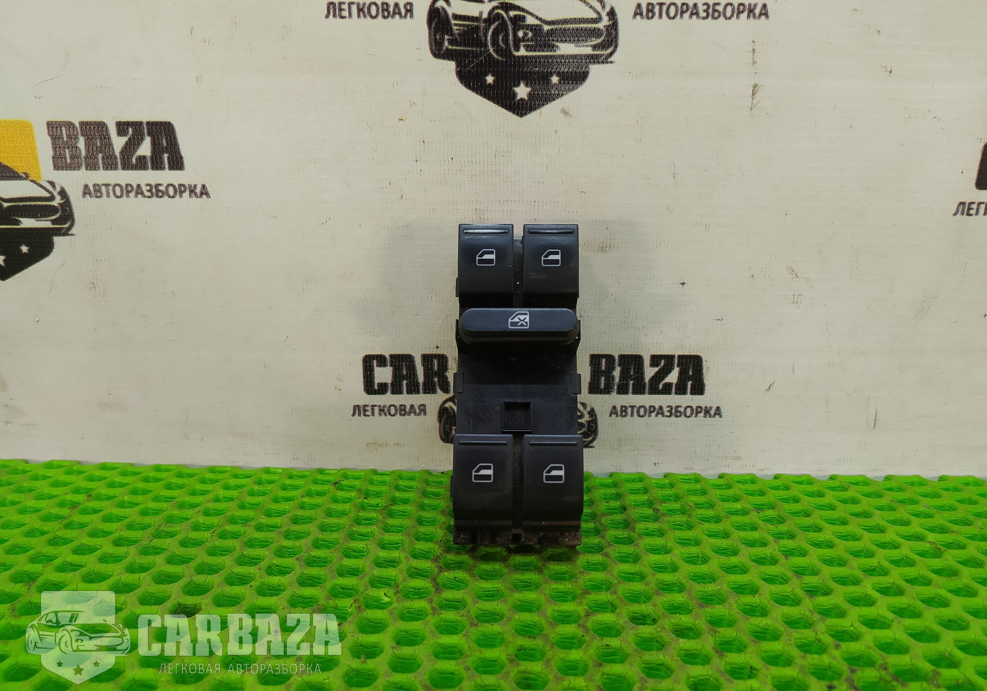 1K4959857B Блок управления стеклоподъемниками для Volkswagen Passat