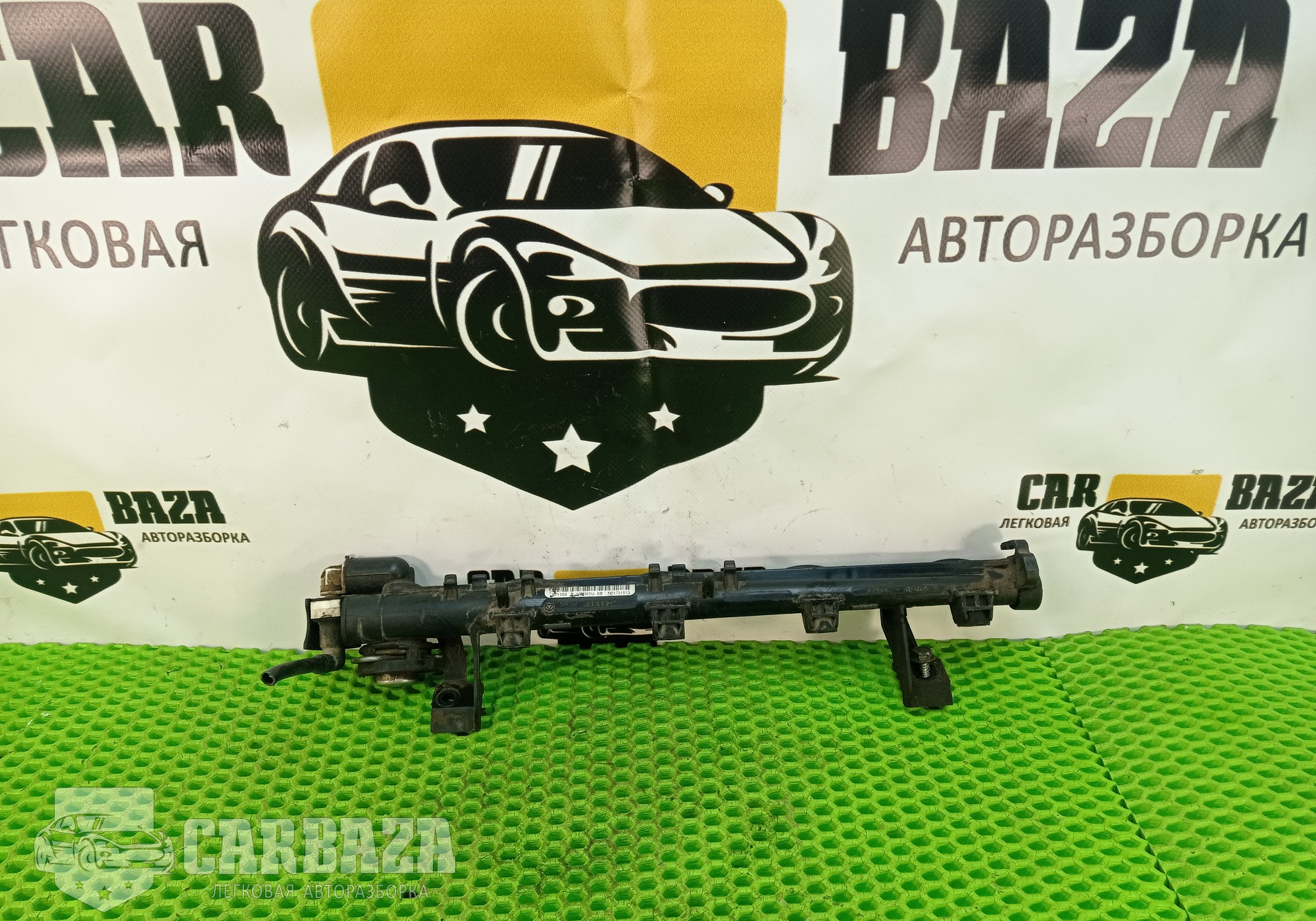 5M5G9H487 Рейка топливная (рампа)