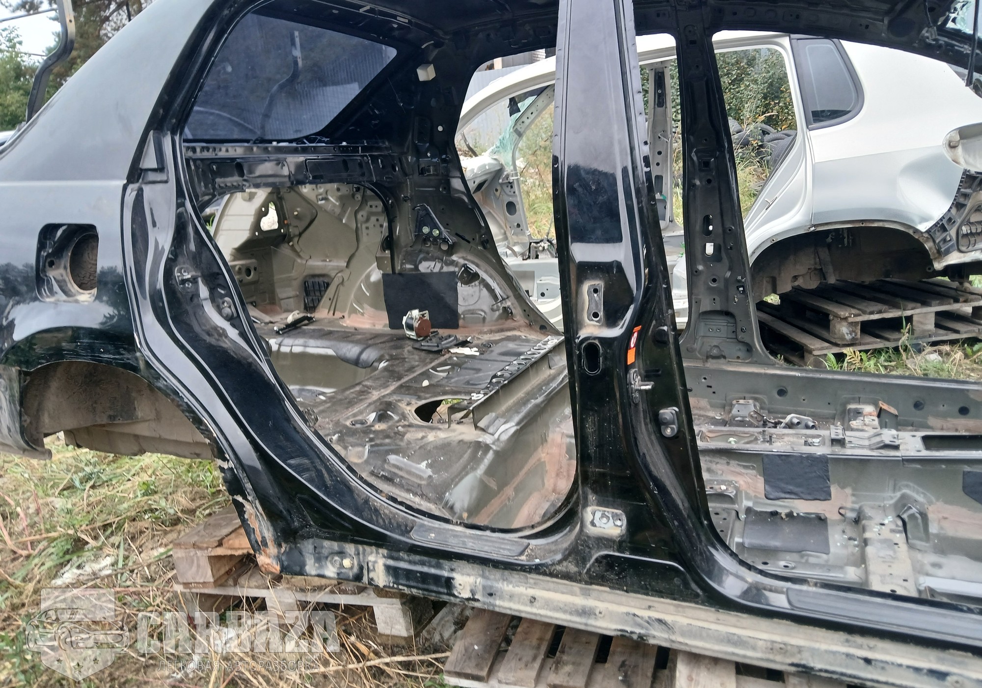76410ED030 Порог кузовной (со стойкой) правый C11 для Nissan Tiida I (с 2004 по 2014)