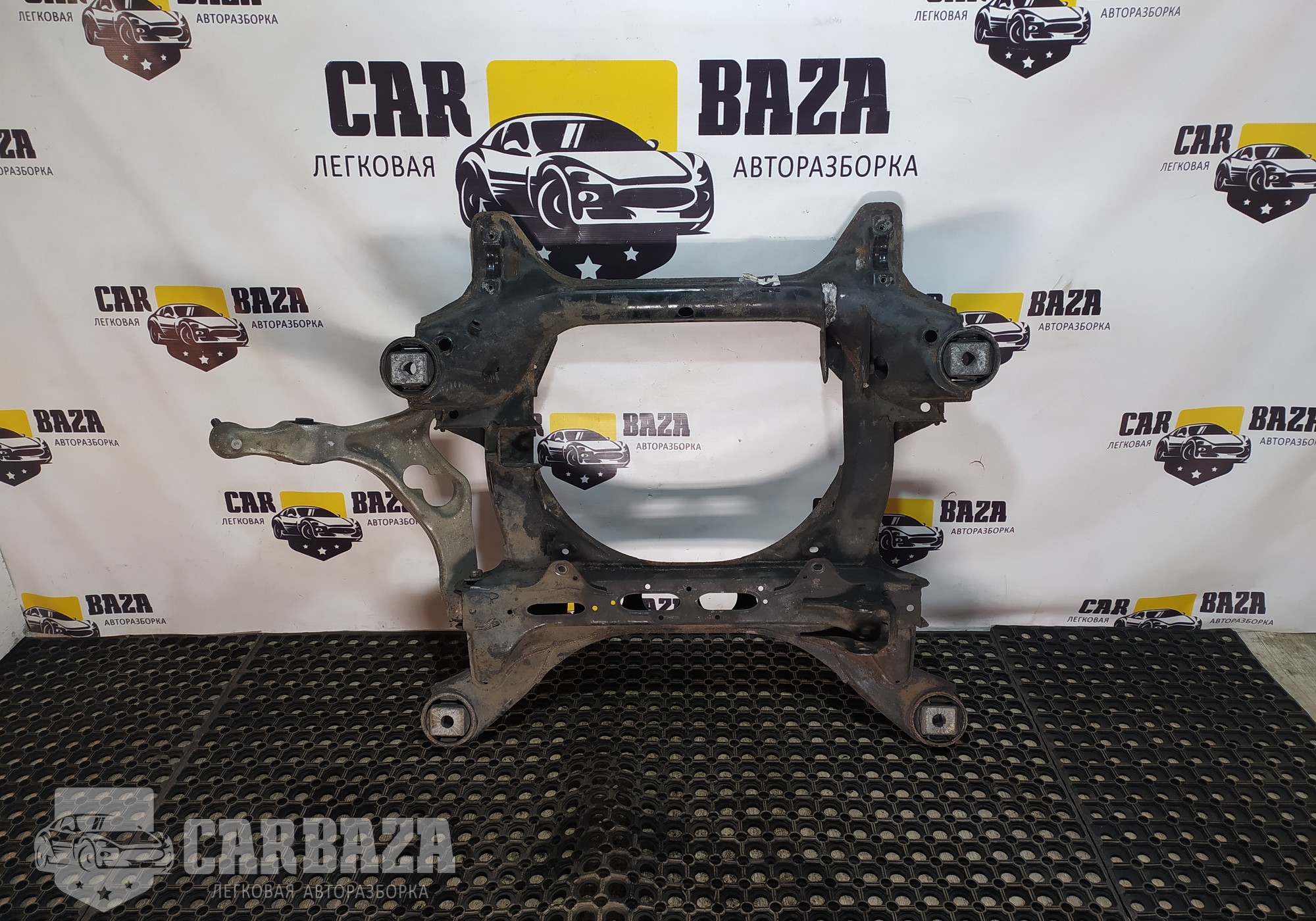 7L0499030T Балка подмоторная для Volkswagen Touareg I (с 2002 по 2010)