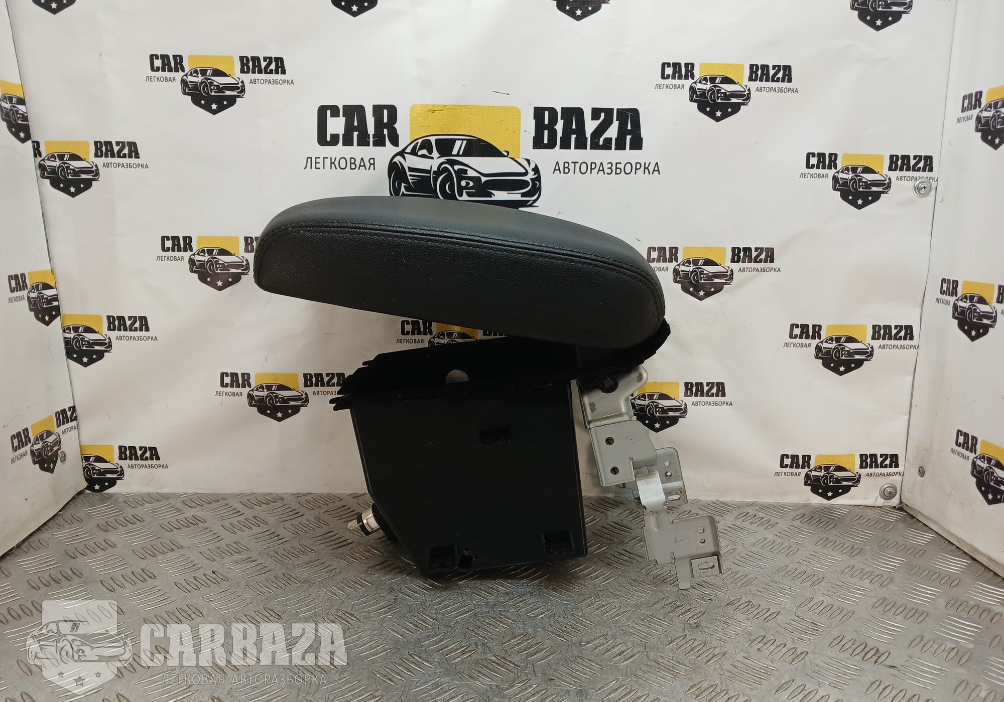 969301CA0A Подлокотник