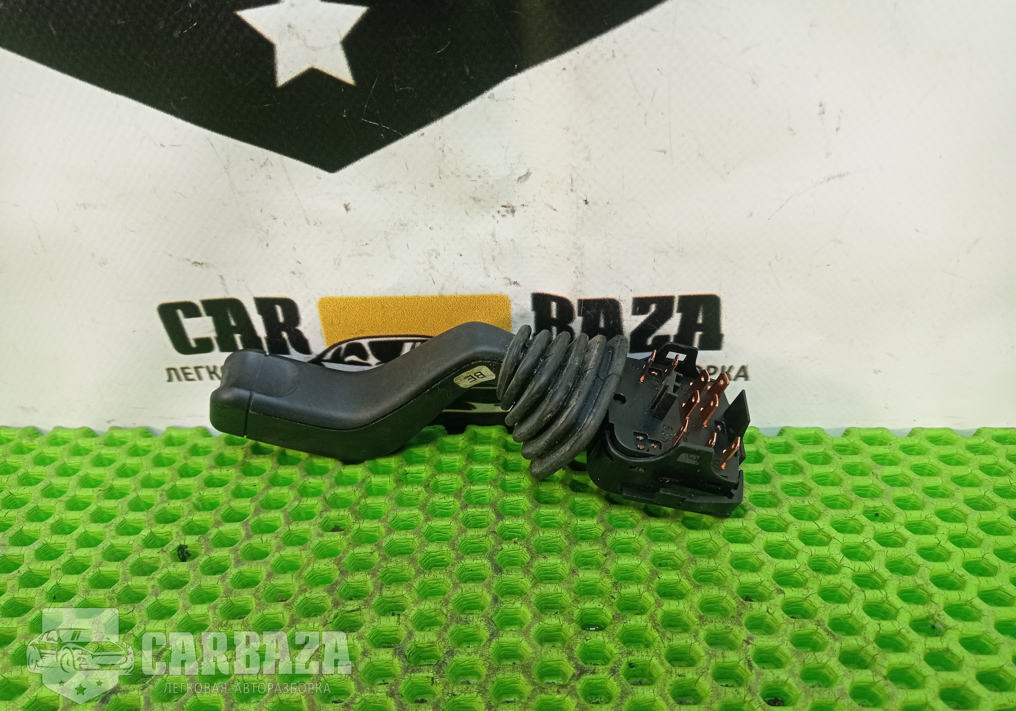 90124931 Переключатель дворников для Opel Vectra A (с 1988 по 1995)