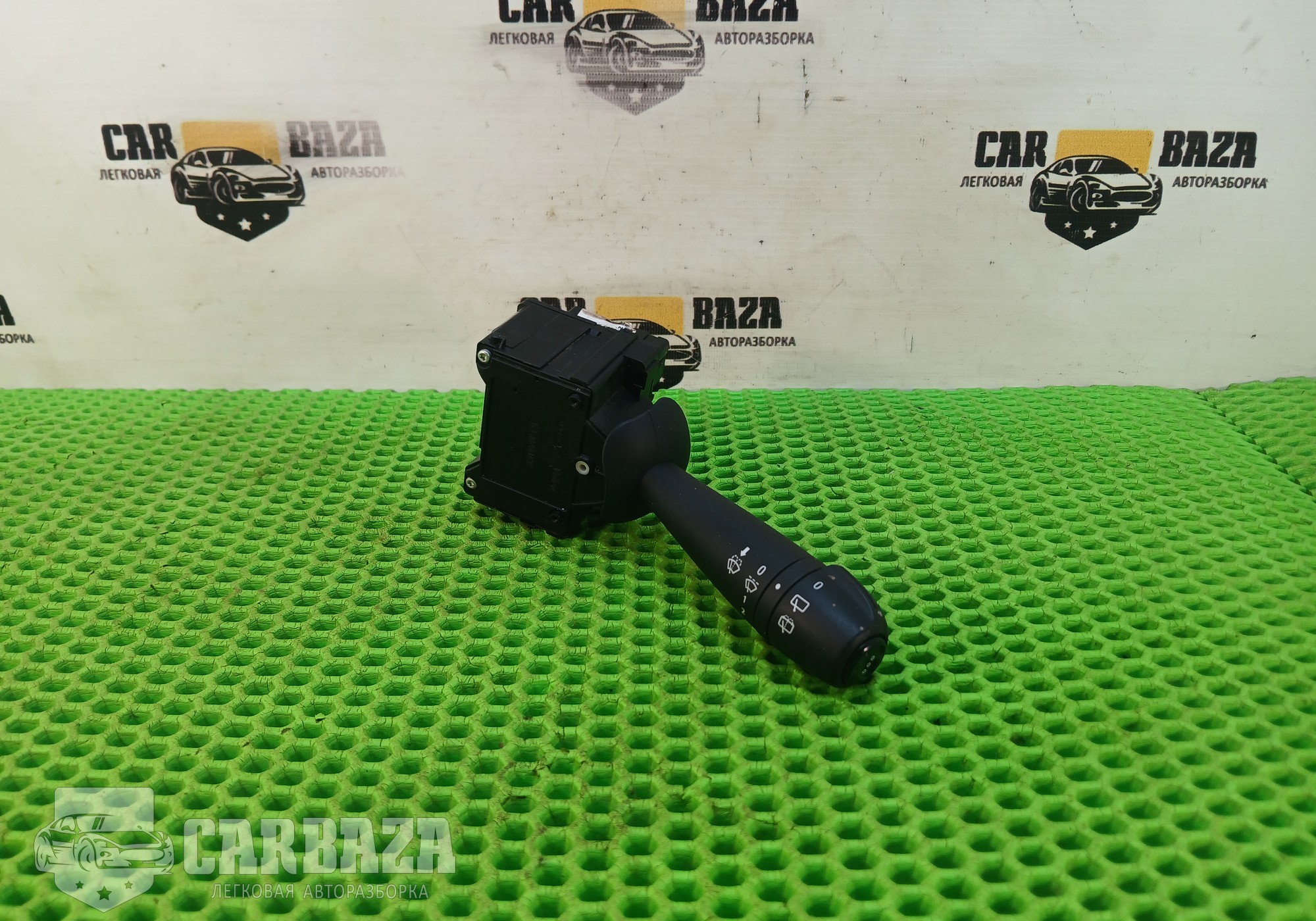 6001551358R Переключатель дворников подрулевой для Renault Sandero