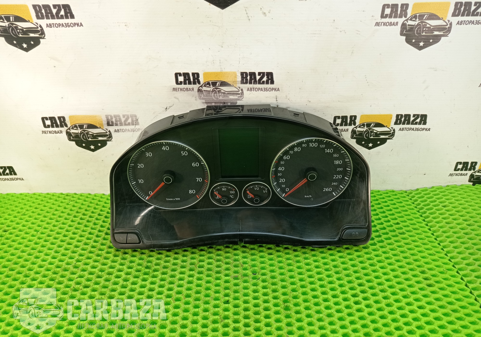 1K0920874A Панель приборов 1.6 BSE бензин