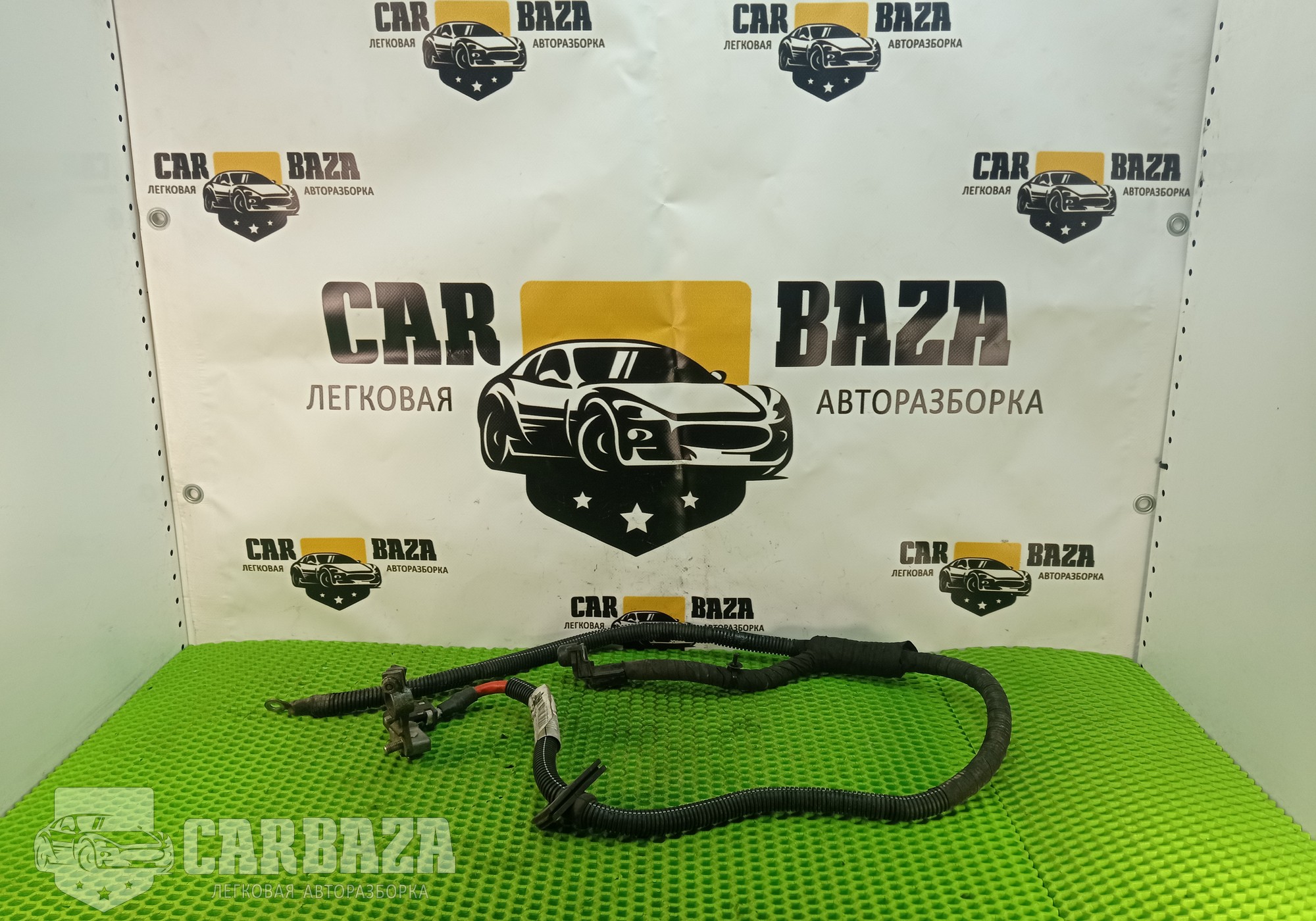 D31314844 Клемма аккумулятора плюсовая