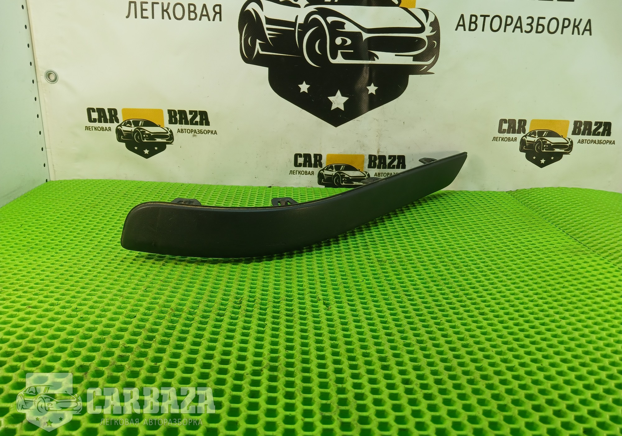 13138161 Молдинг бампера правый для Opel Astra H (с 2004 по 2014)