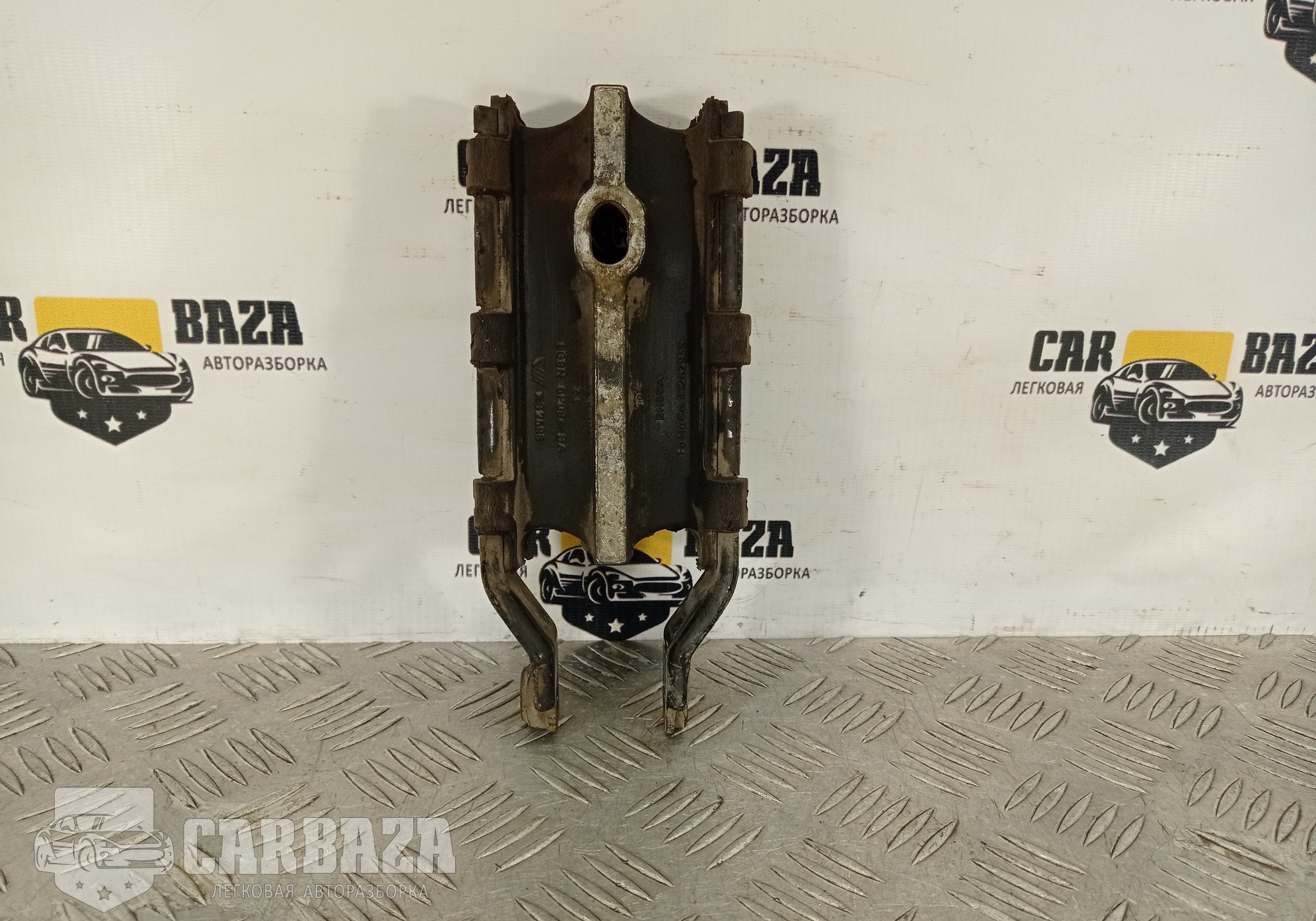 31262935 Опора двигателя передняя для Volvo S80