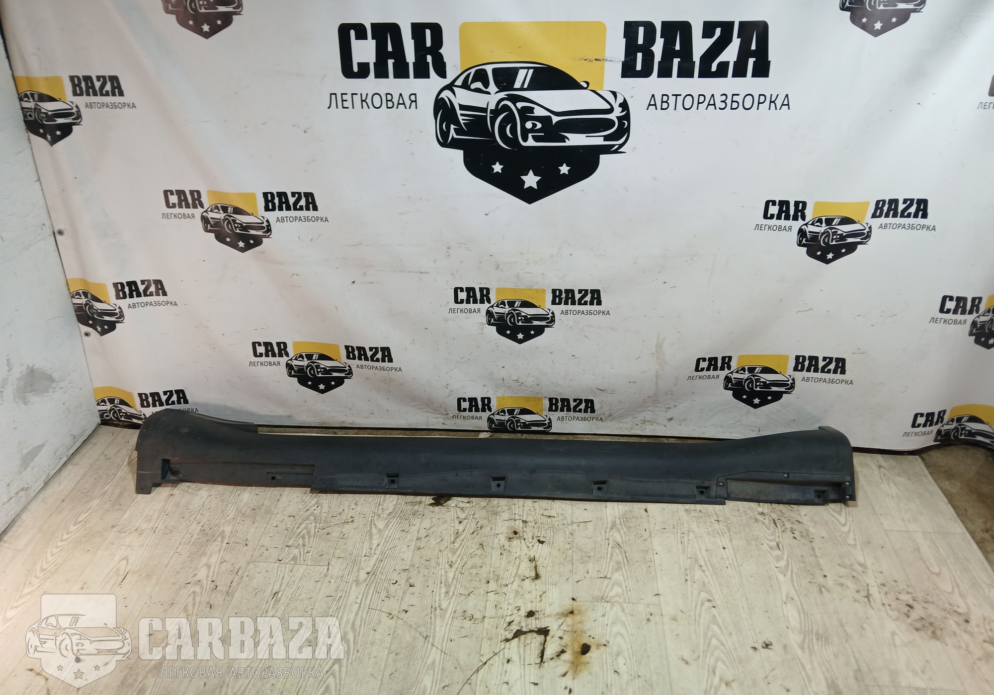 768511CB0A Накладка порога наружная левая