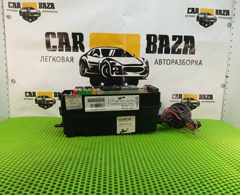 AH2214290BGB Блок предохранителей подкапотный для Land Rover Discovery IV (с 2009 по 2016)