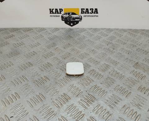 4M51A17K922A Заглушка заднего бампера для Ford Focus II (с 2004 по 2011)